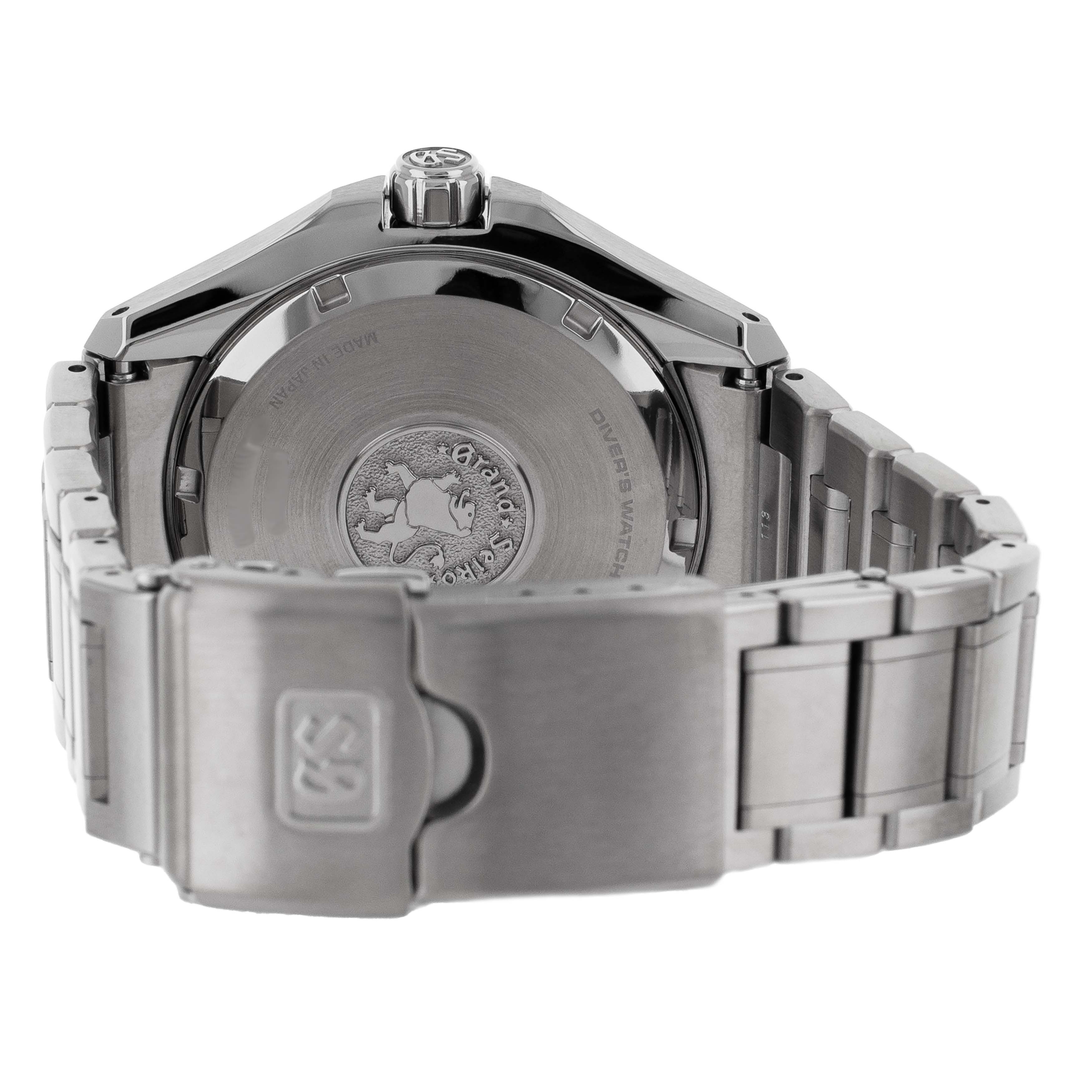 Grand Seiko Evolution 9 Diver's 200m Titanium Black Dial 43mm SLGA015 Full Set