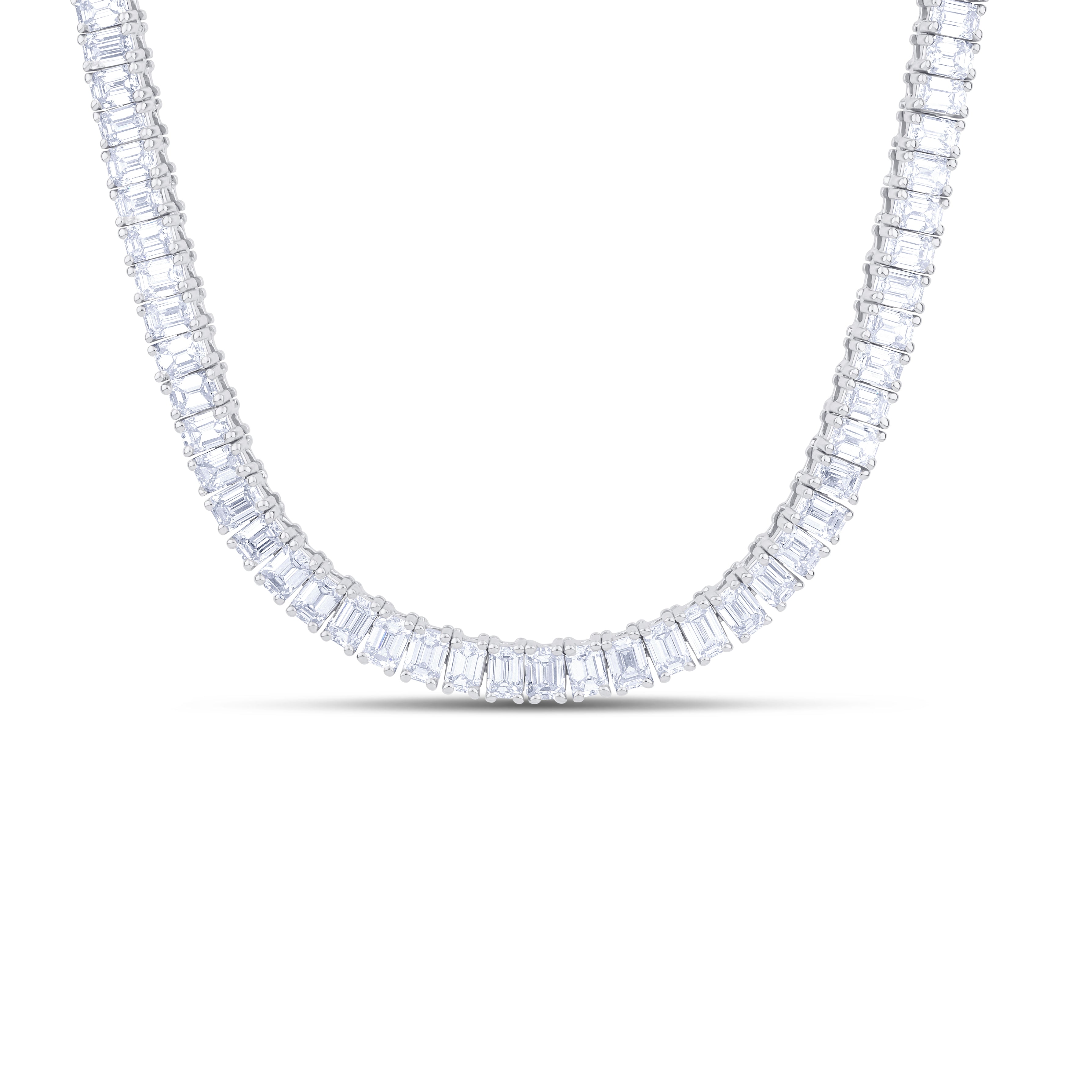 18K White Gold Emerald Cut Diamond Tennis Necklace