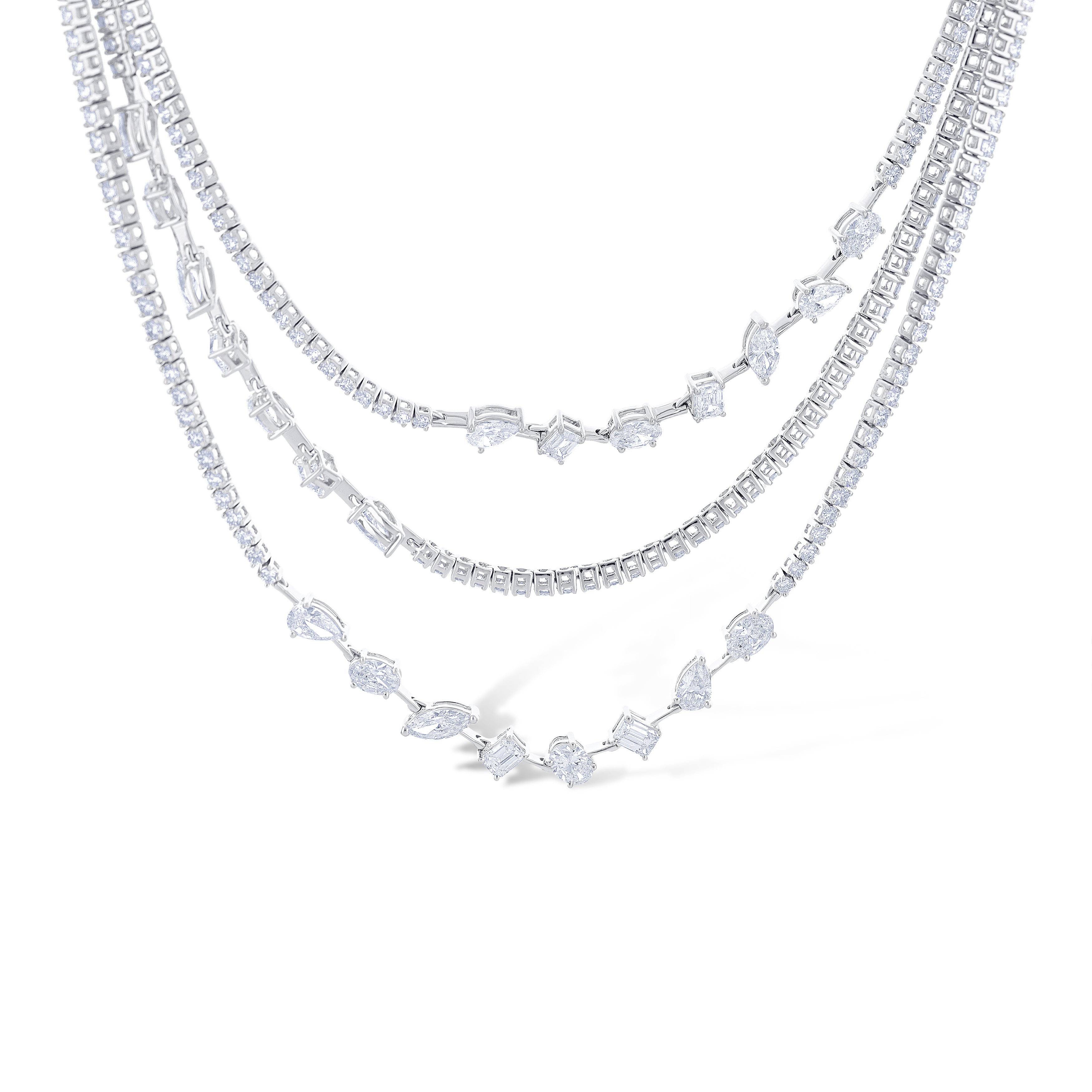 18K Yellow Gold Round Cut Center Stone With Diamonds On The Basket