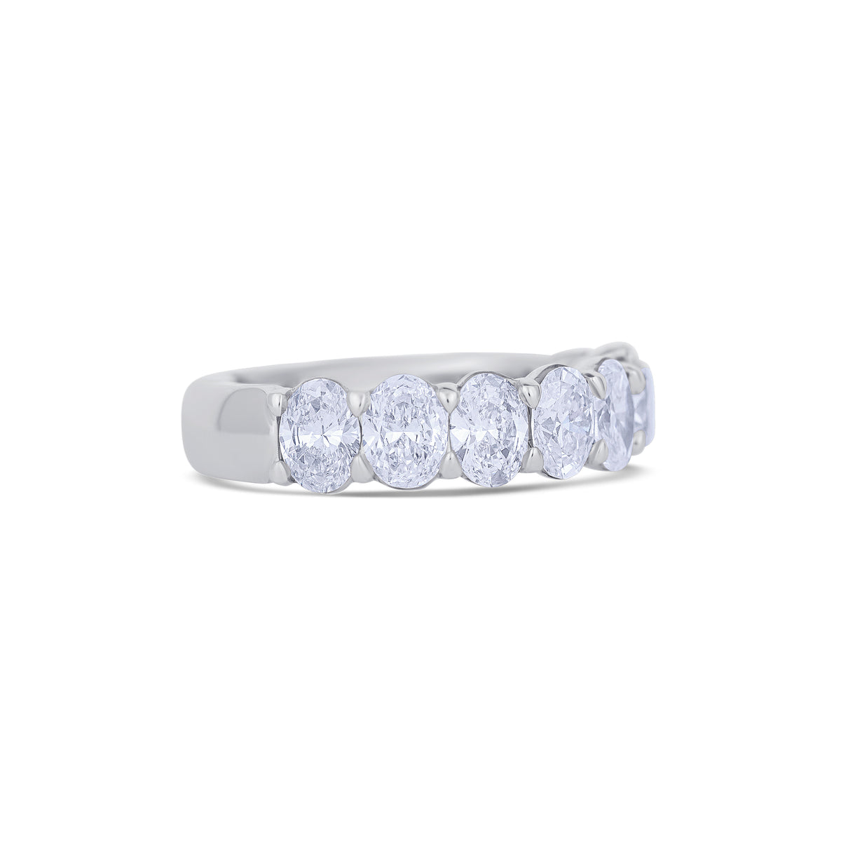 18K White Gold Oval Cut Diamond Eternity Buttercup Wedding Band