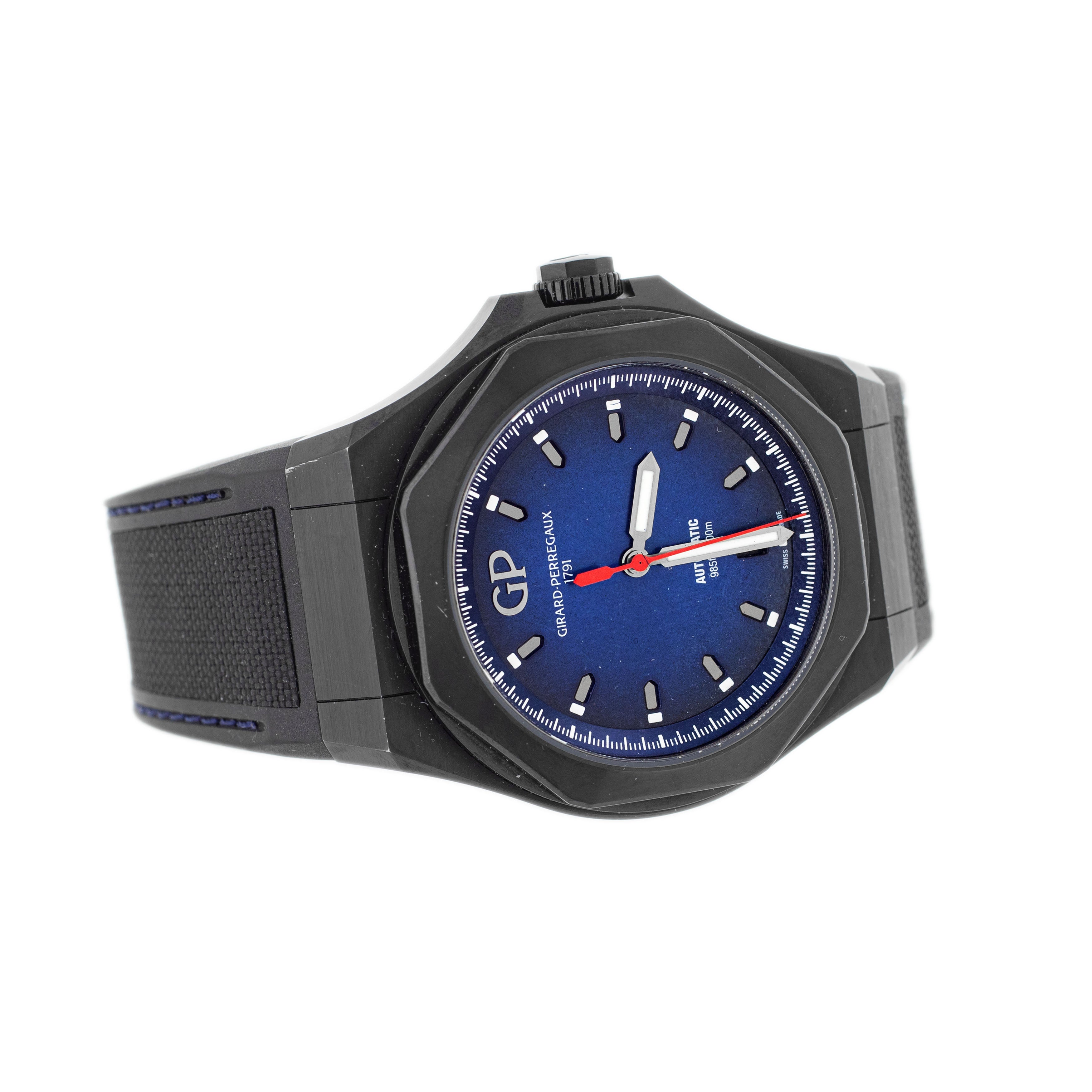 Girard-Perregaux Laureato Absolute Titanium Blue Dial 44mm 81070-21-491-FH6A