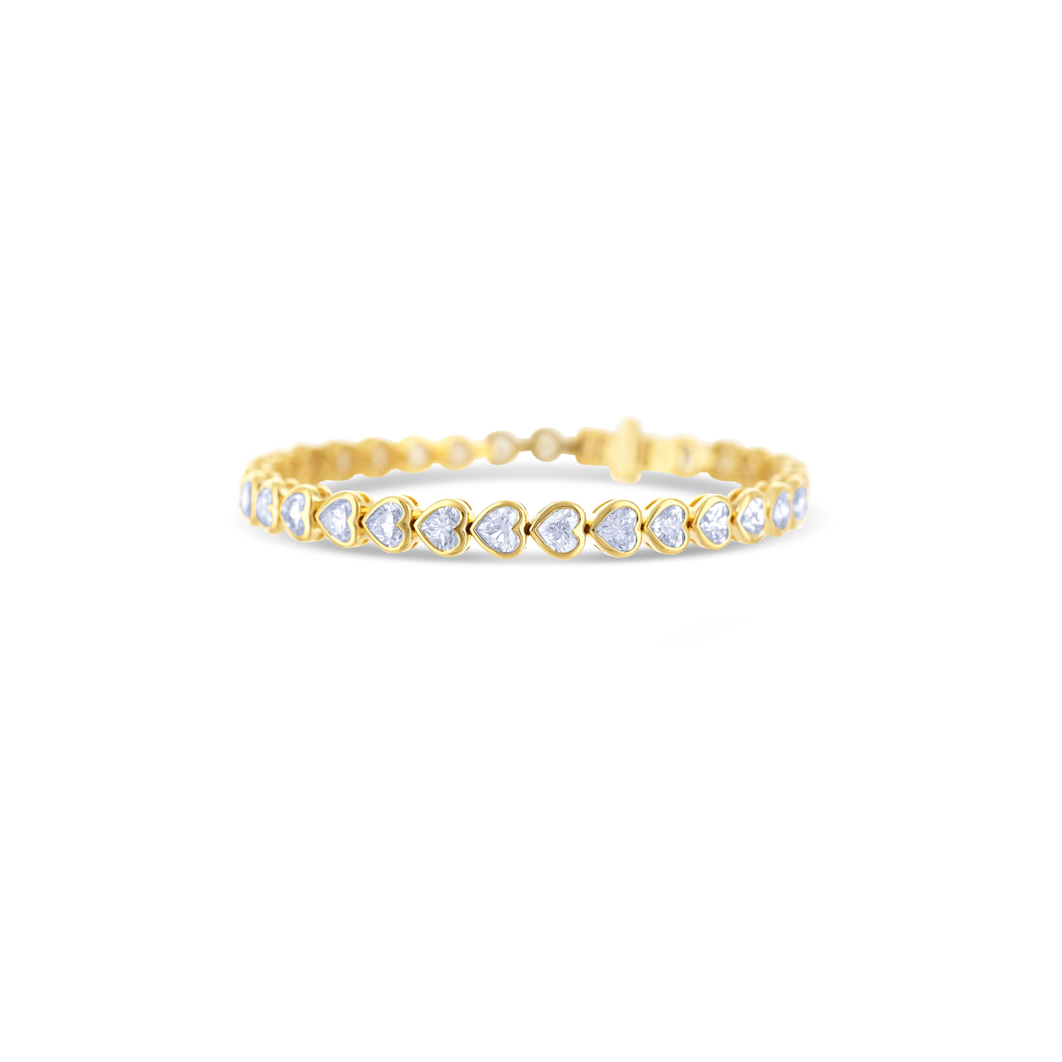 18K Yellow Gold Heart Cut and Bezel Set Diamond Tennis Bracelet