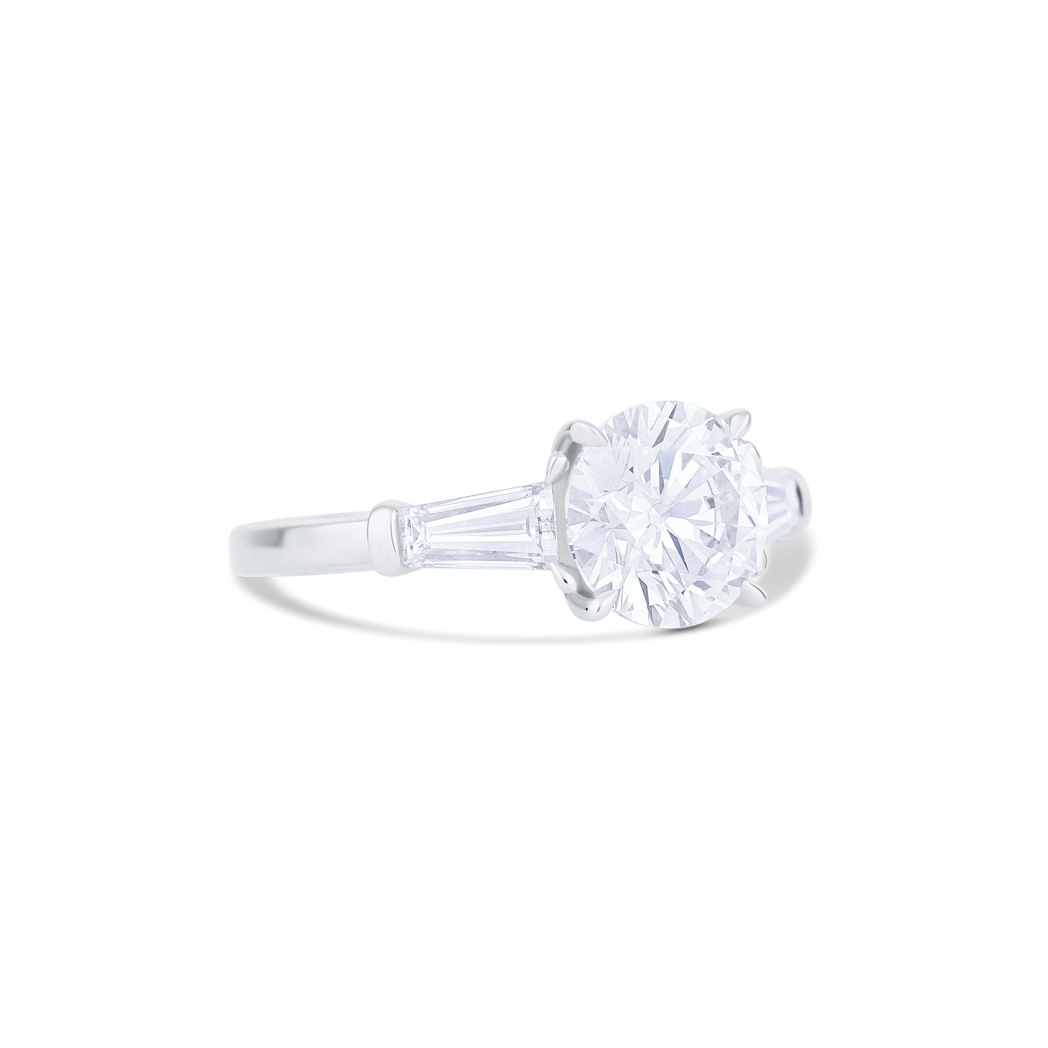 18K White Gold Round Lab-Grown Diamond Engagement Ring