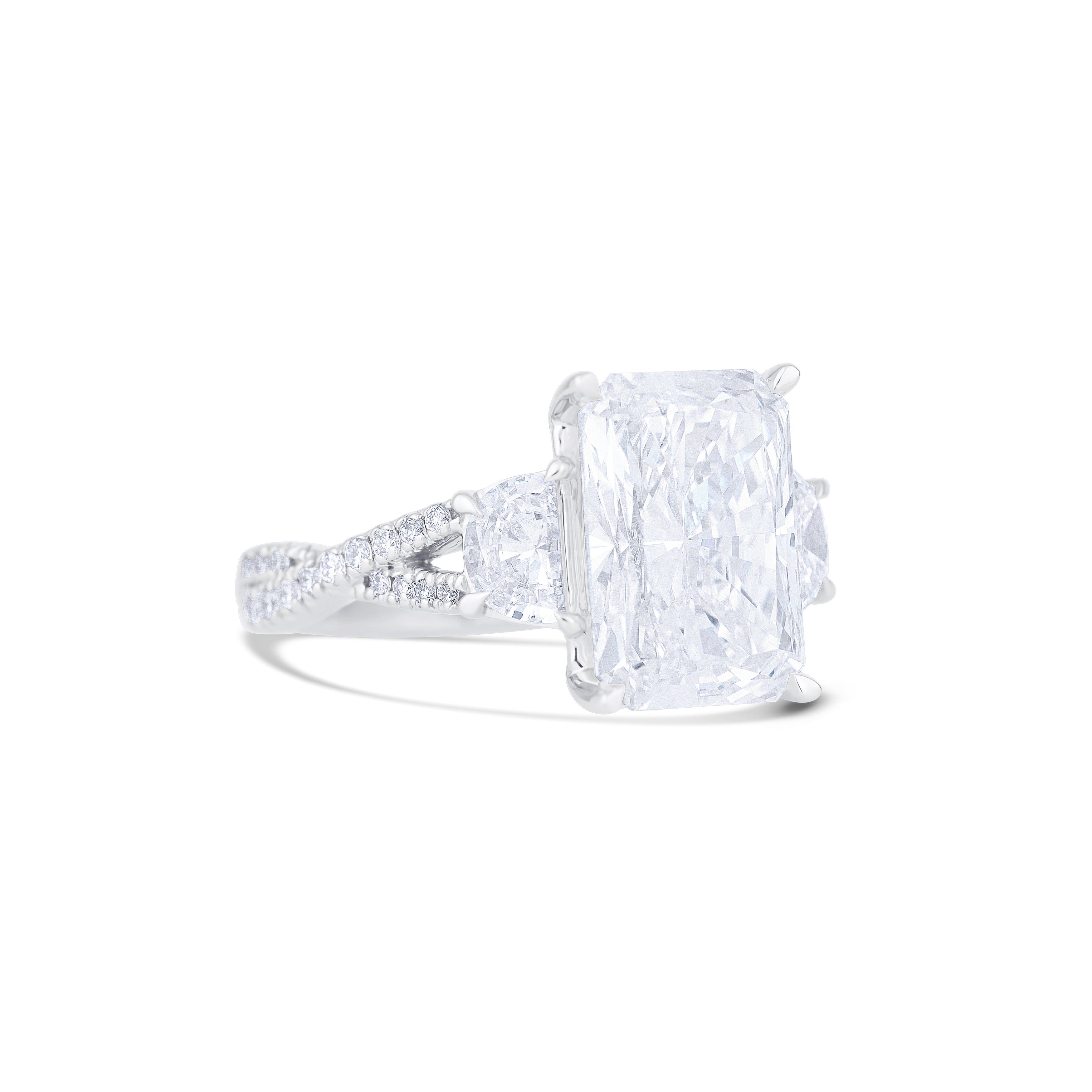18K White Gold Radiant Lab-Grown Diamond Engagement Ring