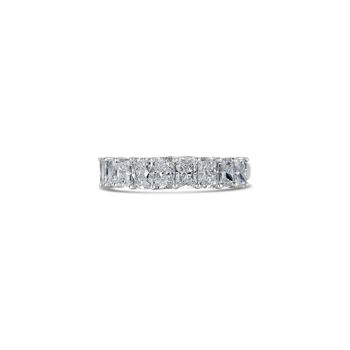 14k White Gold Lab Grown Radiant Diamond Graduated Wedding Band
