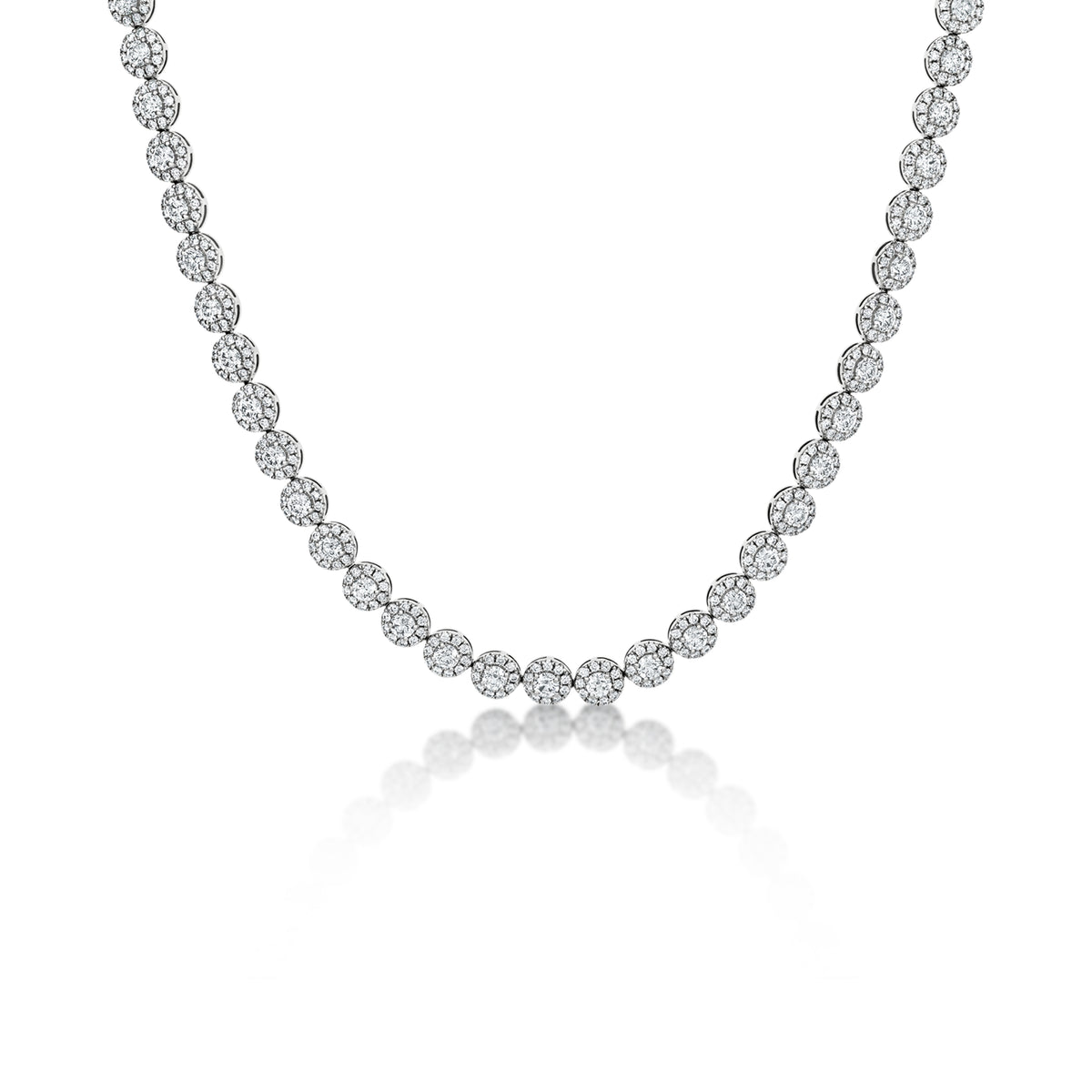 18k White Gold Round Diamond Halo Necklace