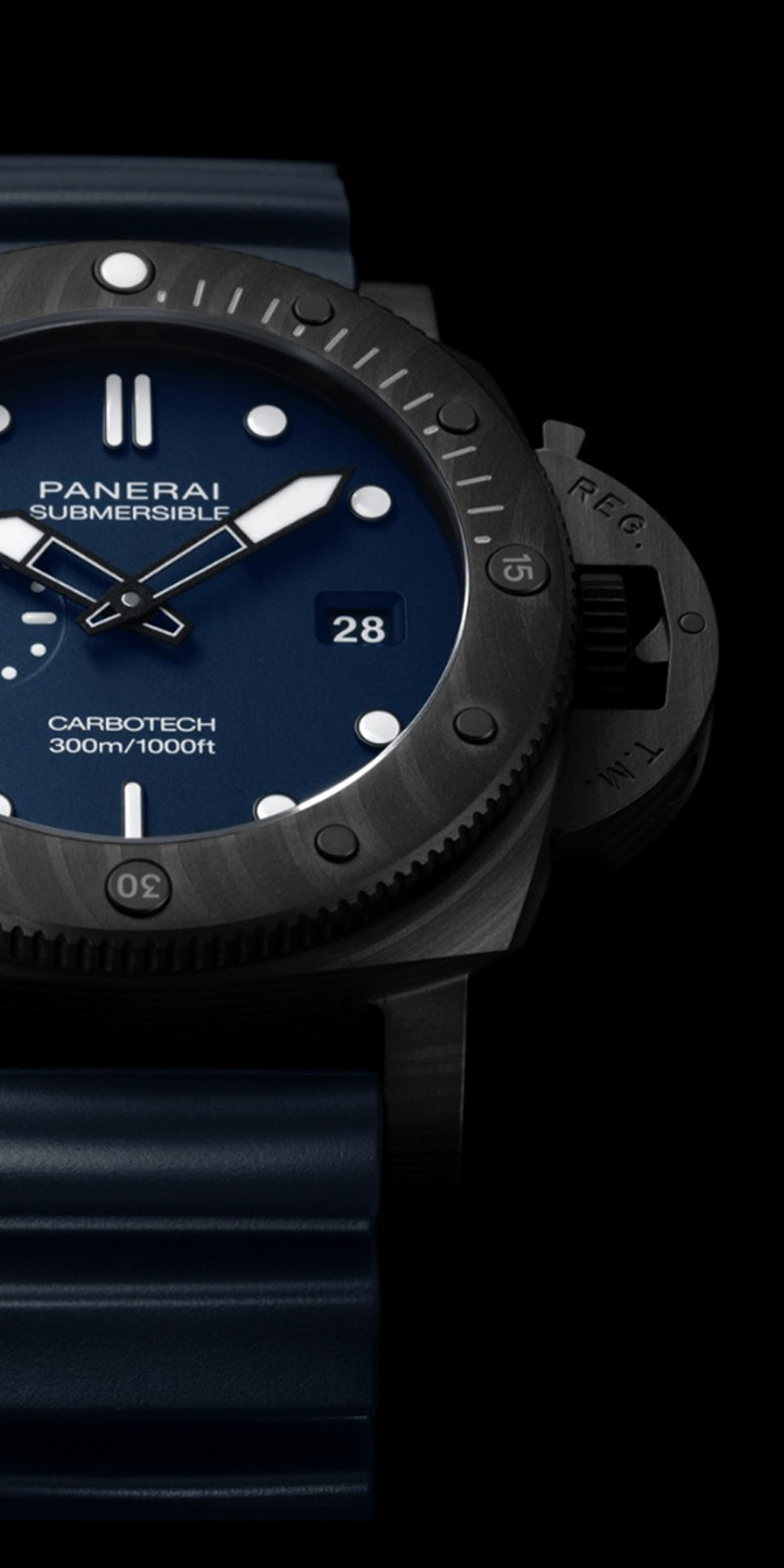 Panerai Submersible Quarantaquattro Carbotech