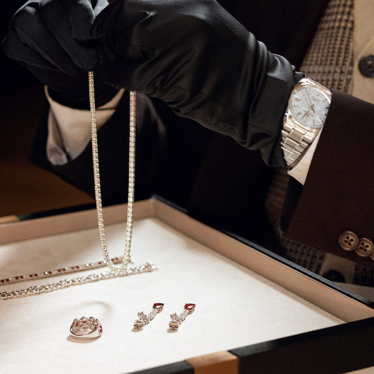 Valentine's Day jewelry gift guide - necklaces & earrings