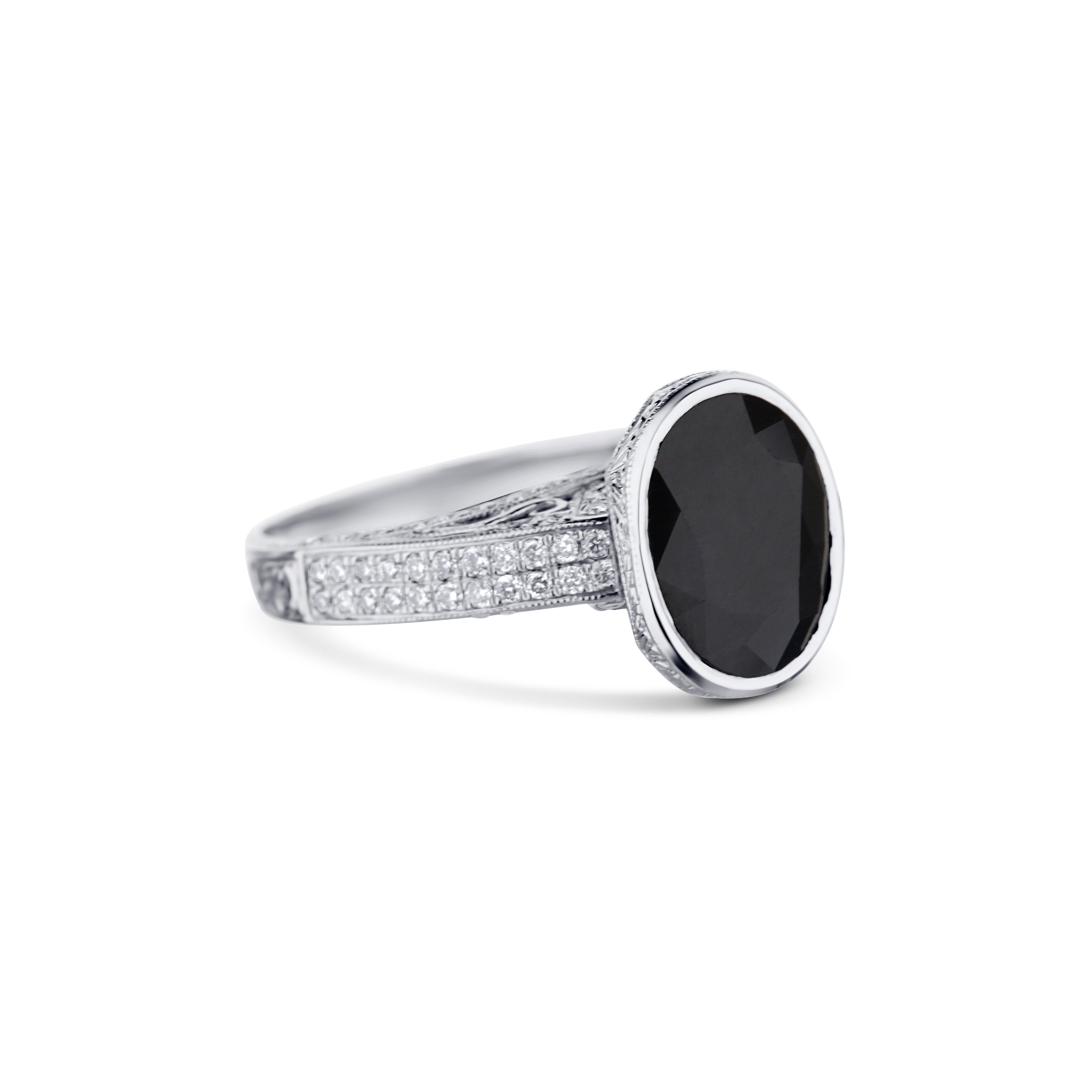 18K White Gold Dark Sapphire Diamond Ring