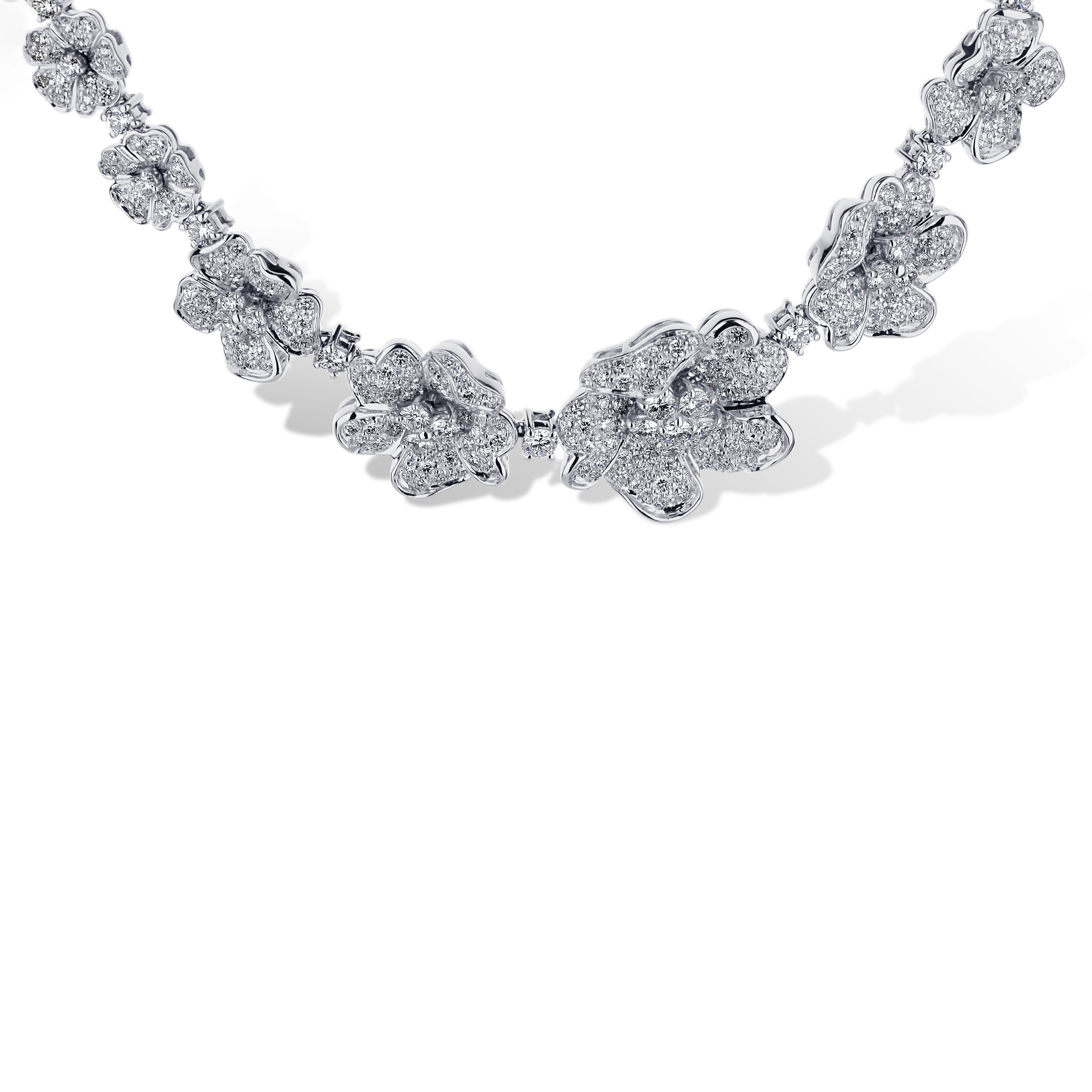 Leo Pizzo 18K White Gold Leo Pizzo Flower Necklace