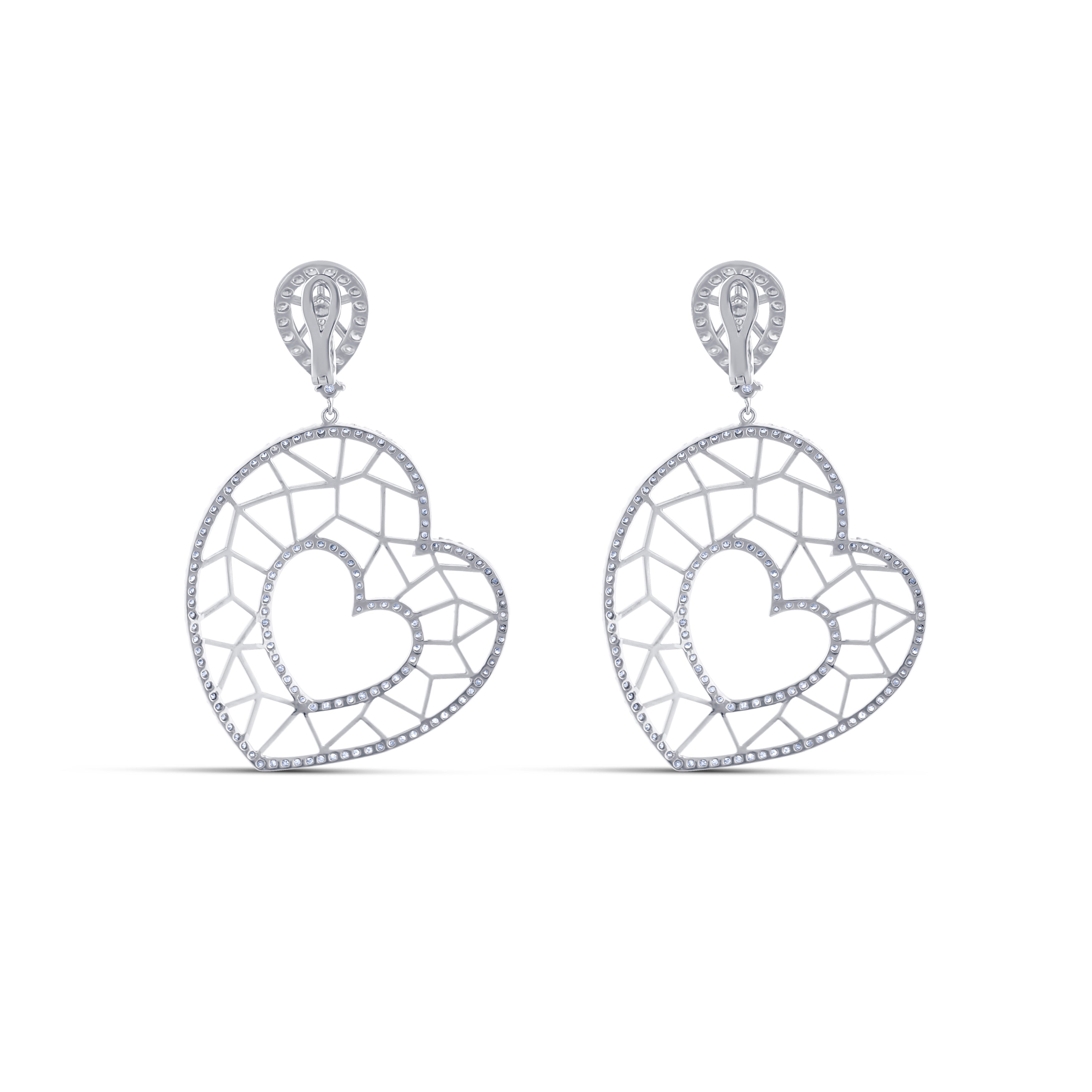14K White Gold Pavé Diamond Heart Dangle Earrings