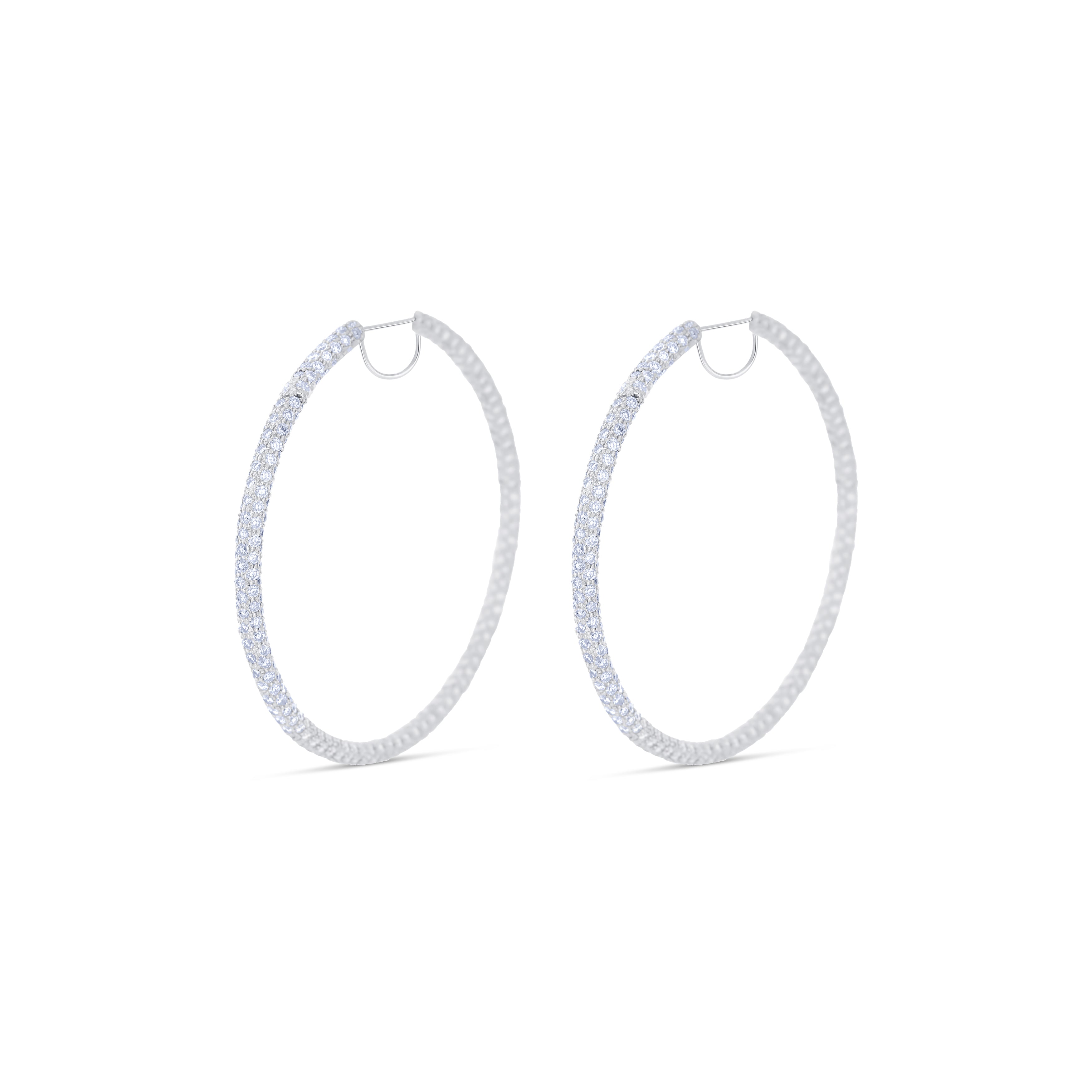 18K White Gold Pavé Diamond Hoop Earrings