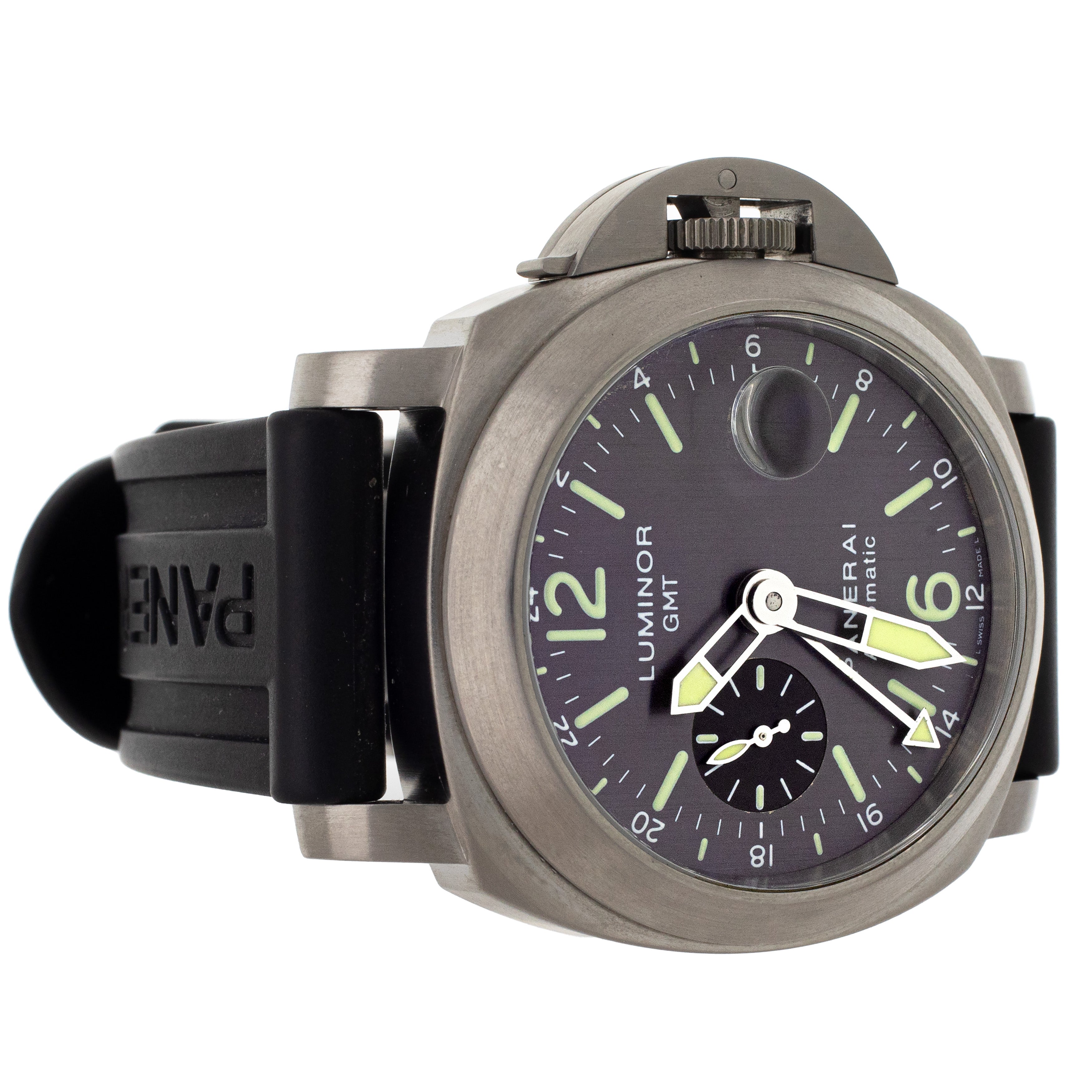 Panerai Luminor GMT Titanium Black Dial Rubber 44mm PAM00089