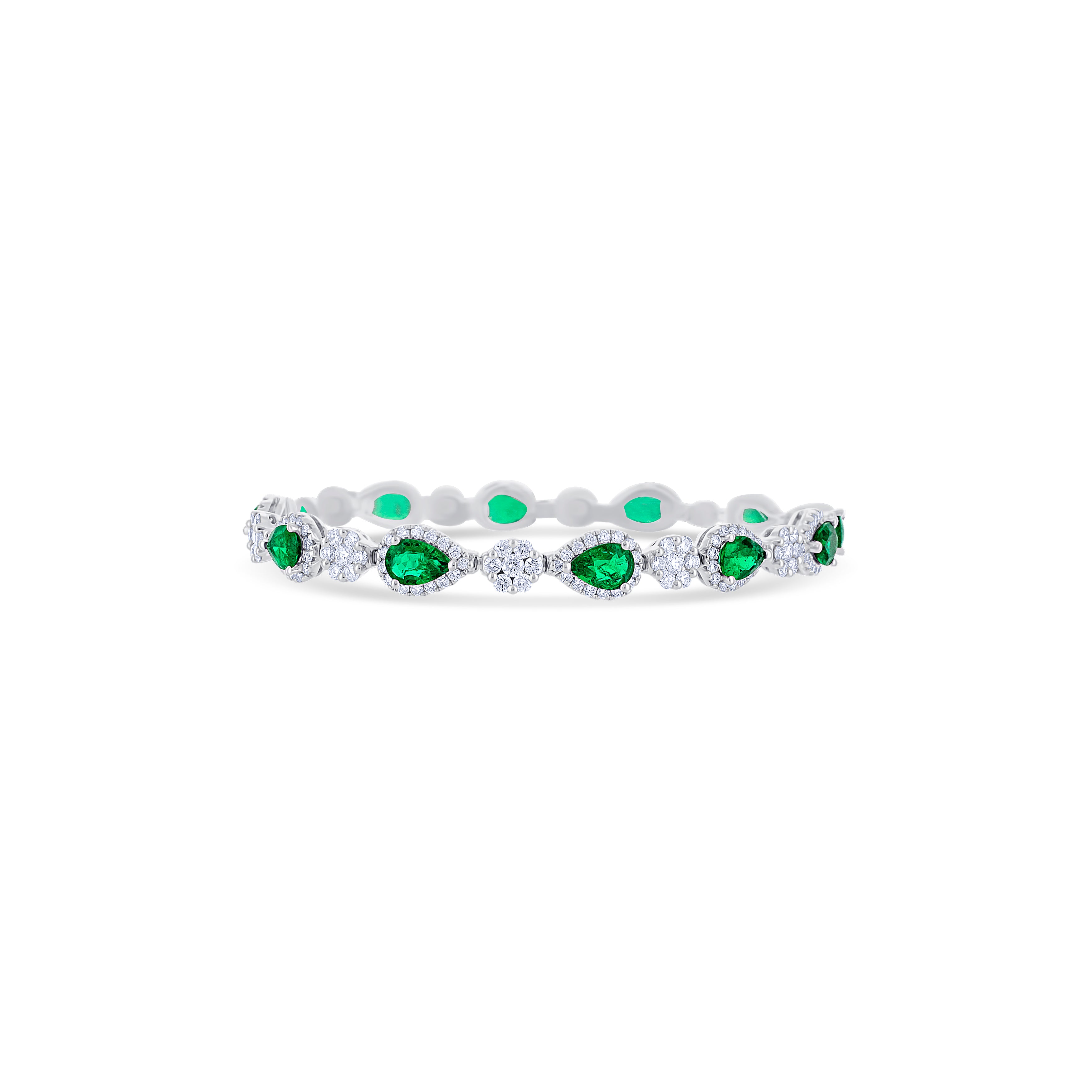 18K White Gold Pear Cut Emerald and Round Cut Diamond Bracelet