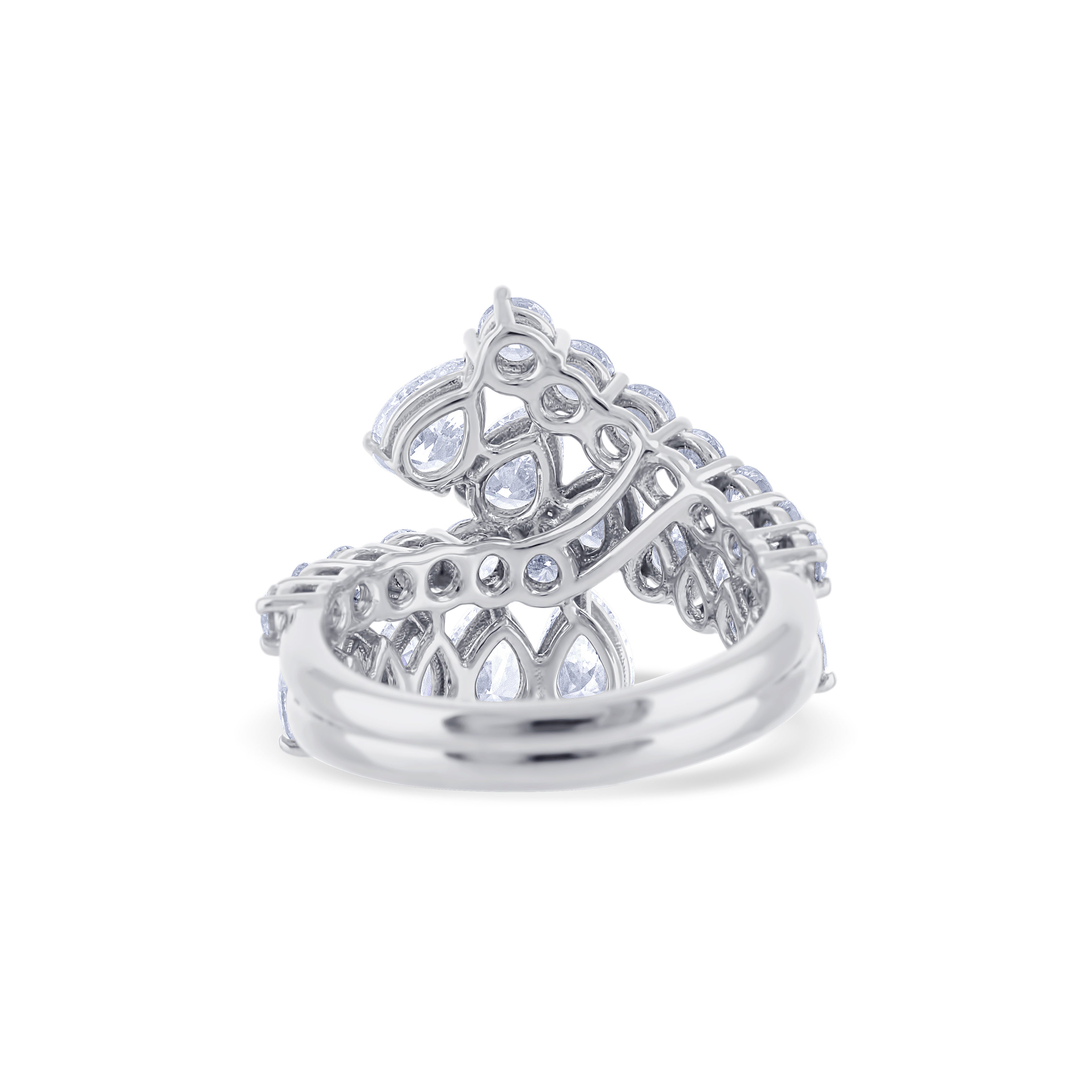 Leo Pizzo 18K White Gold Mix Cut Pear & Round Cut Diamond By-Pass Band