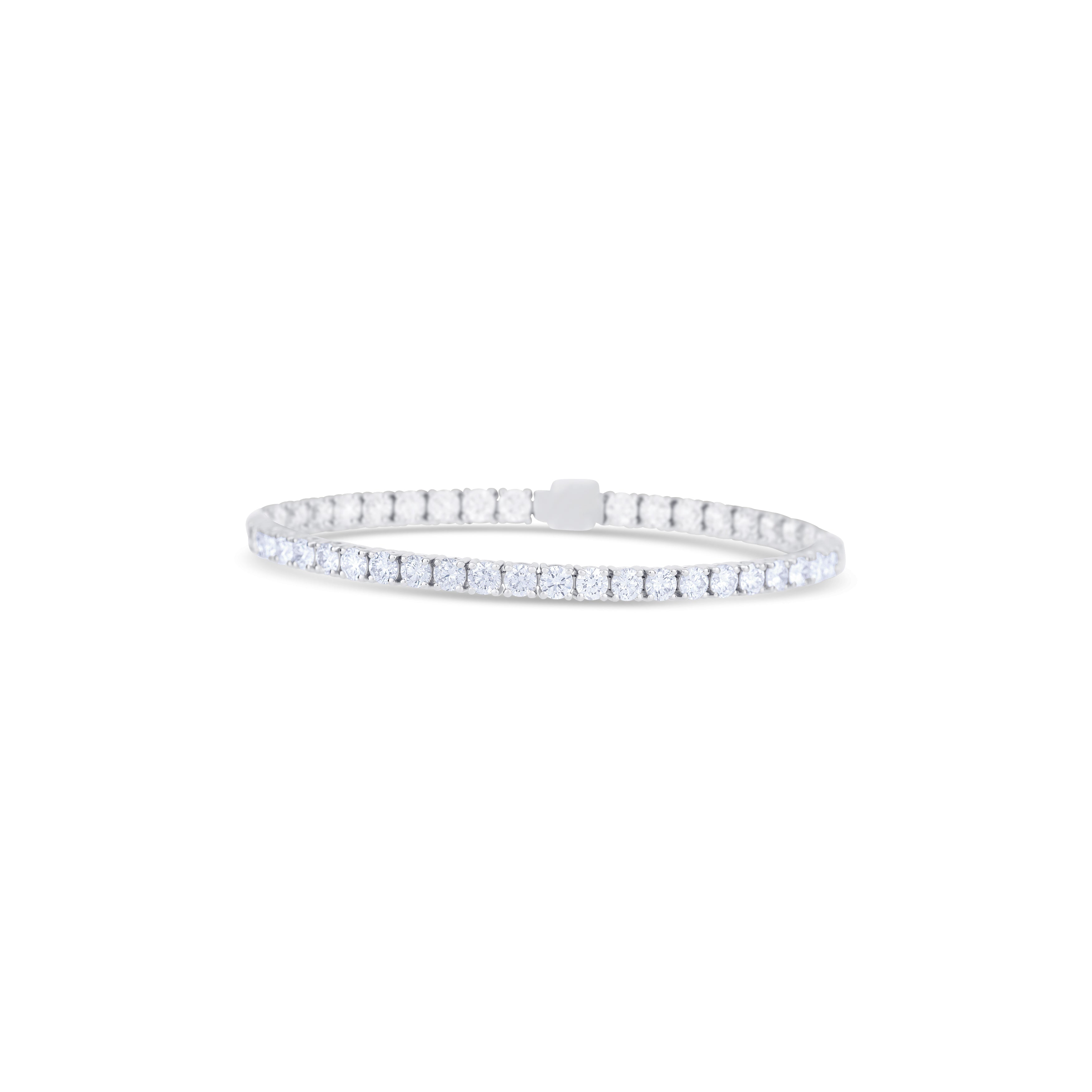 14K White Gold Round Diamond Bangle Bracelet
