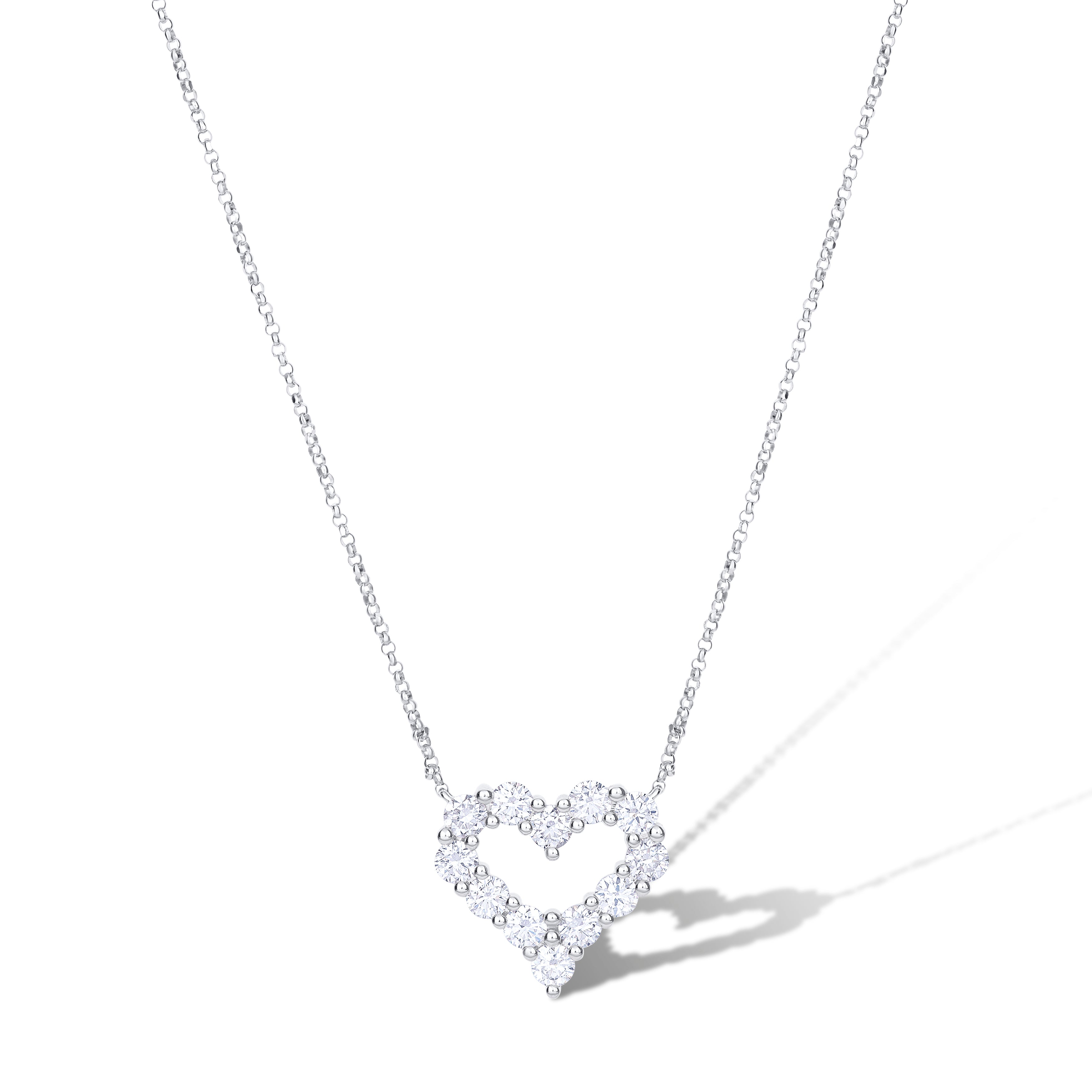 18K White Gold Round Diamond Pendant Necklace