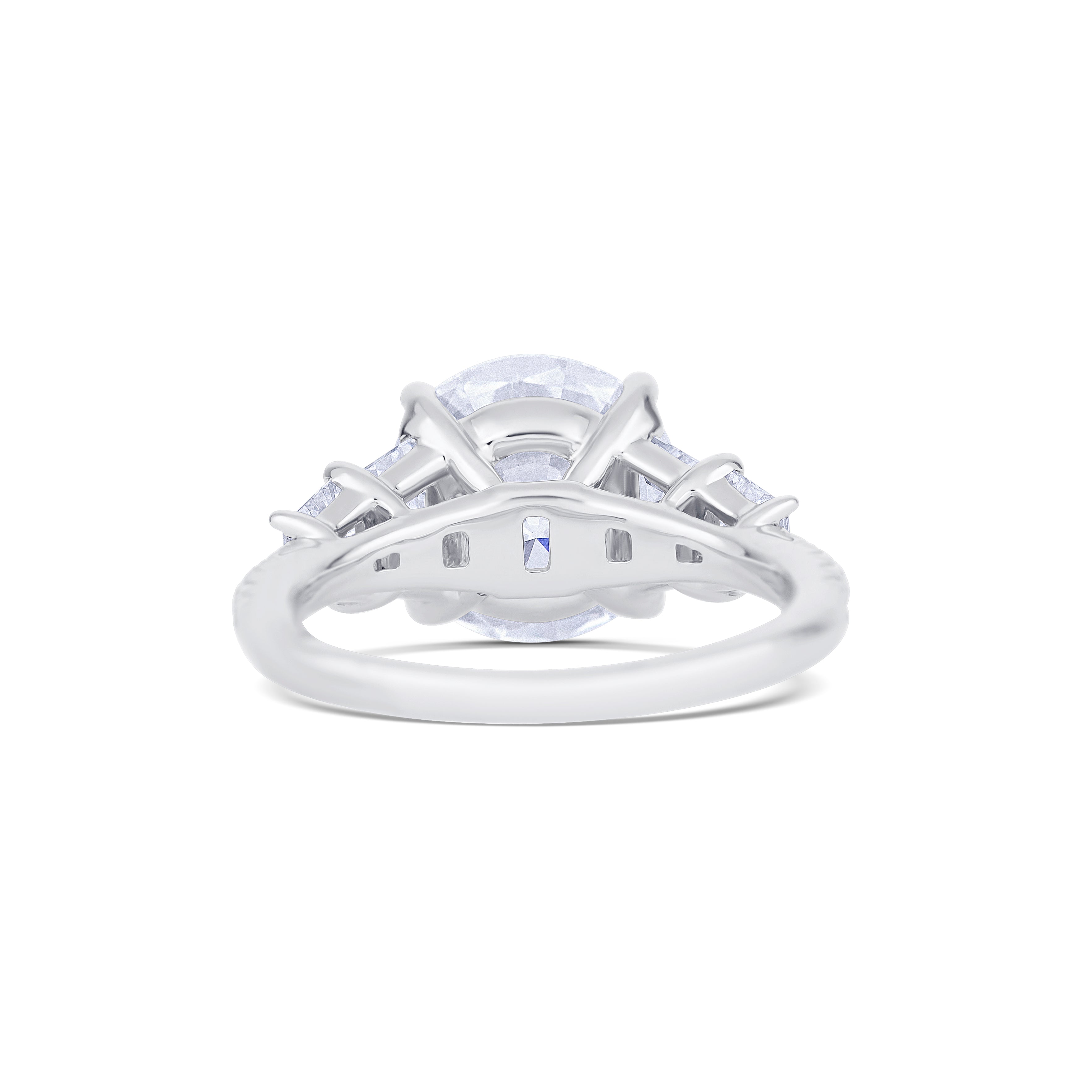 18K White Gold Round Lab-Grown Diamond Engagement Ring