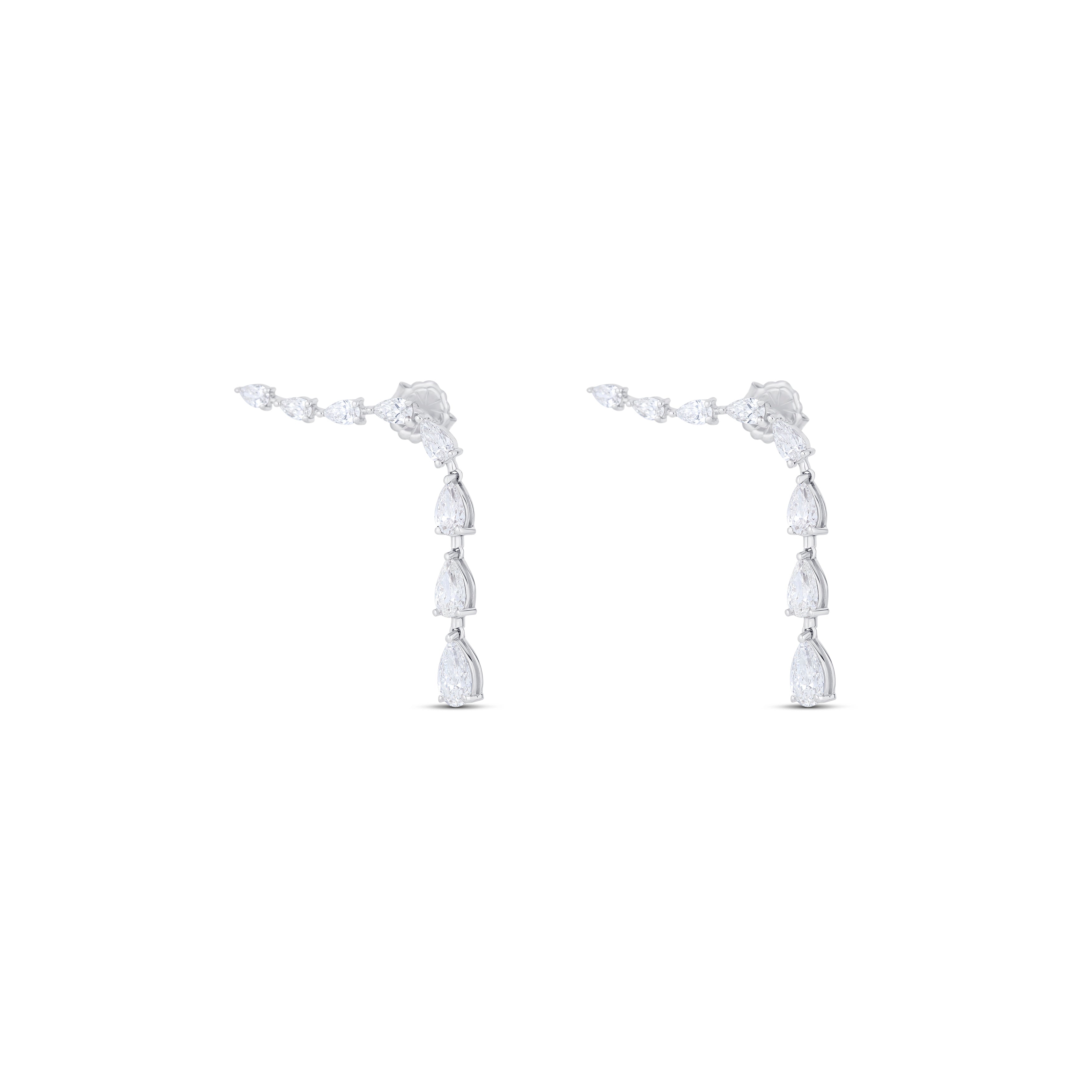 18K White Gold Graduated Diamond Drop Earrings