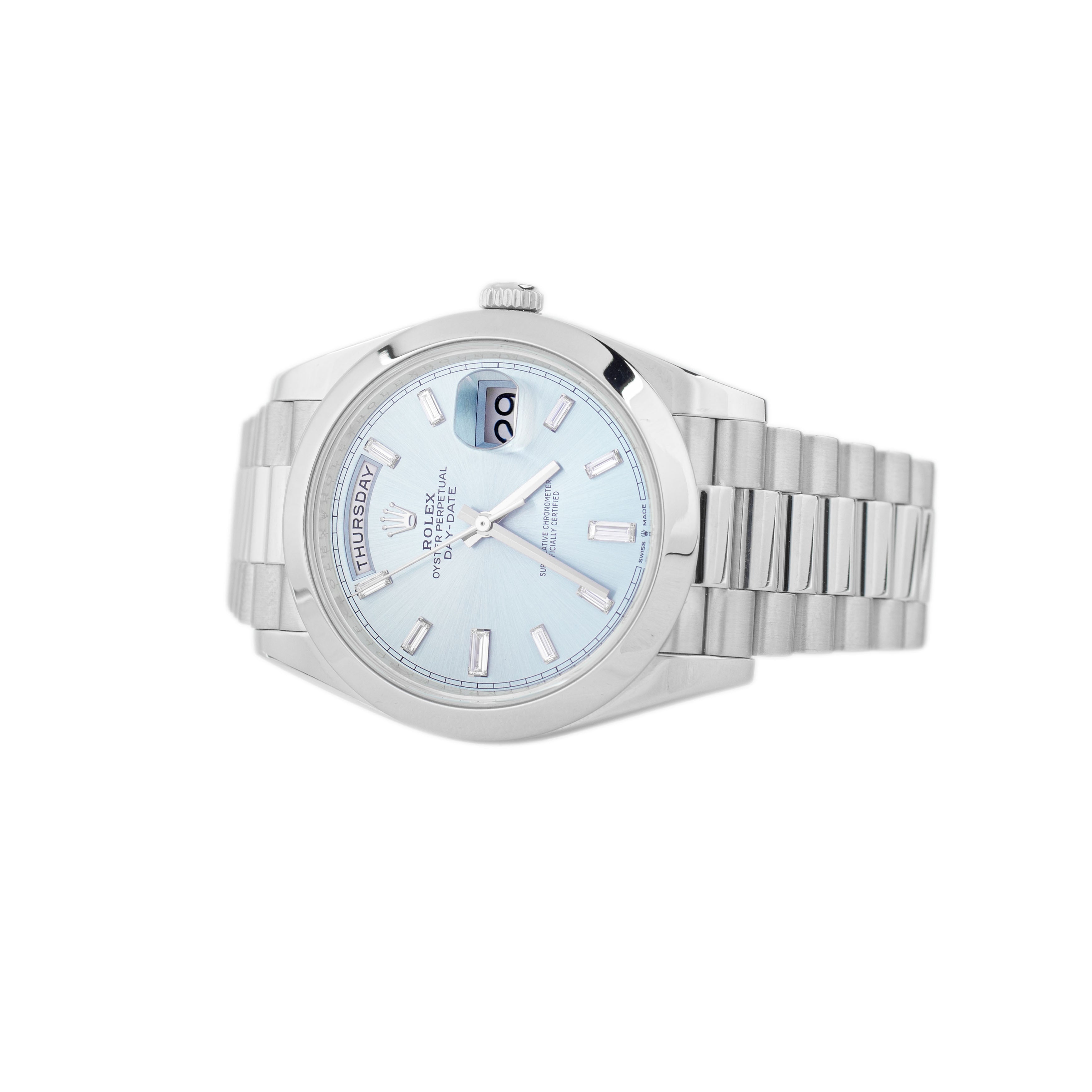 Rolex Day-Date 40 President Platinum Ice Blue Dial Smooth 40mm 228206 Full Set