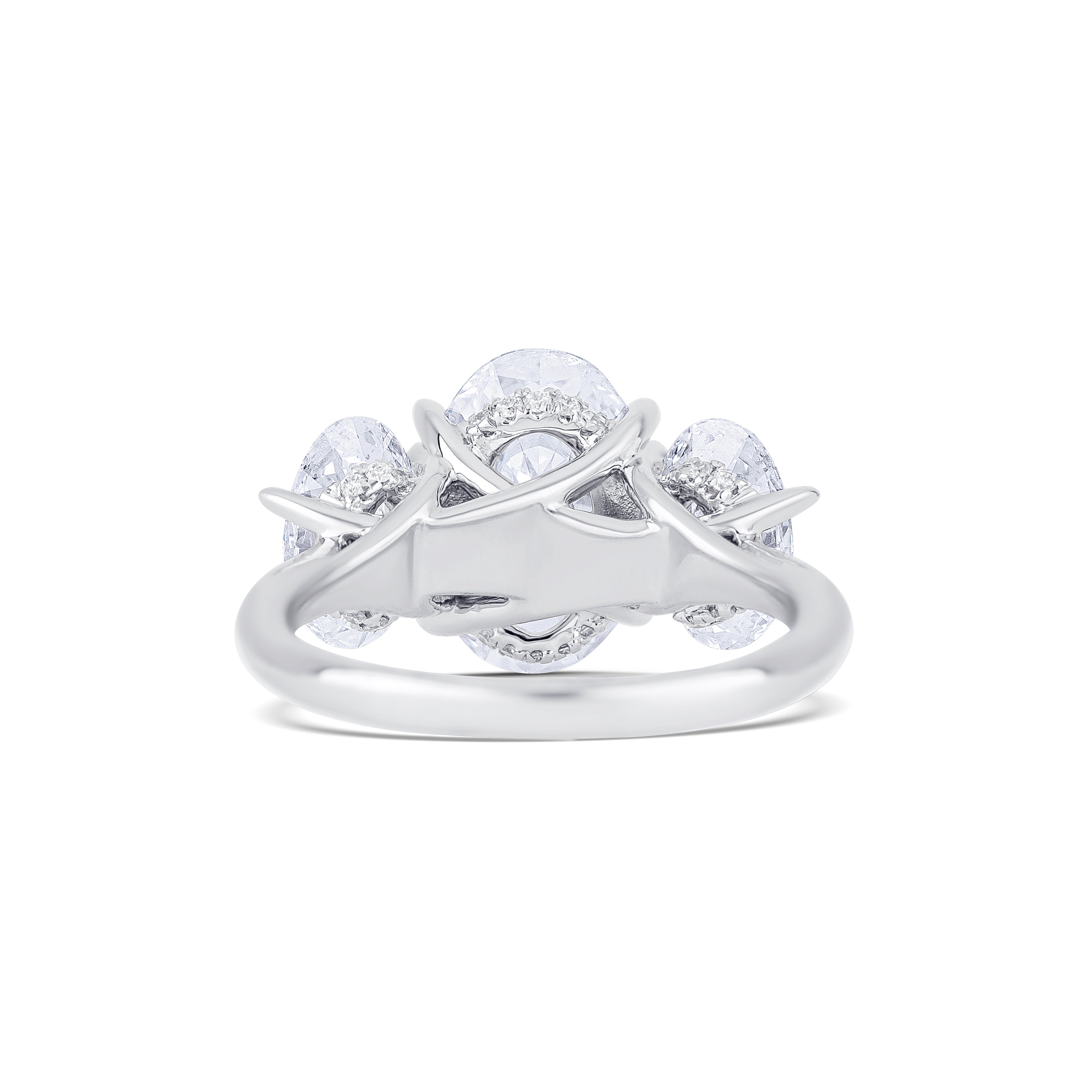 18K White Gold Oval Lab-Grown Diamond Engagement Ring