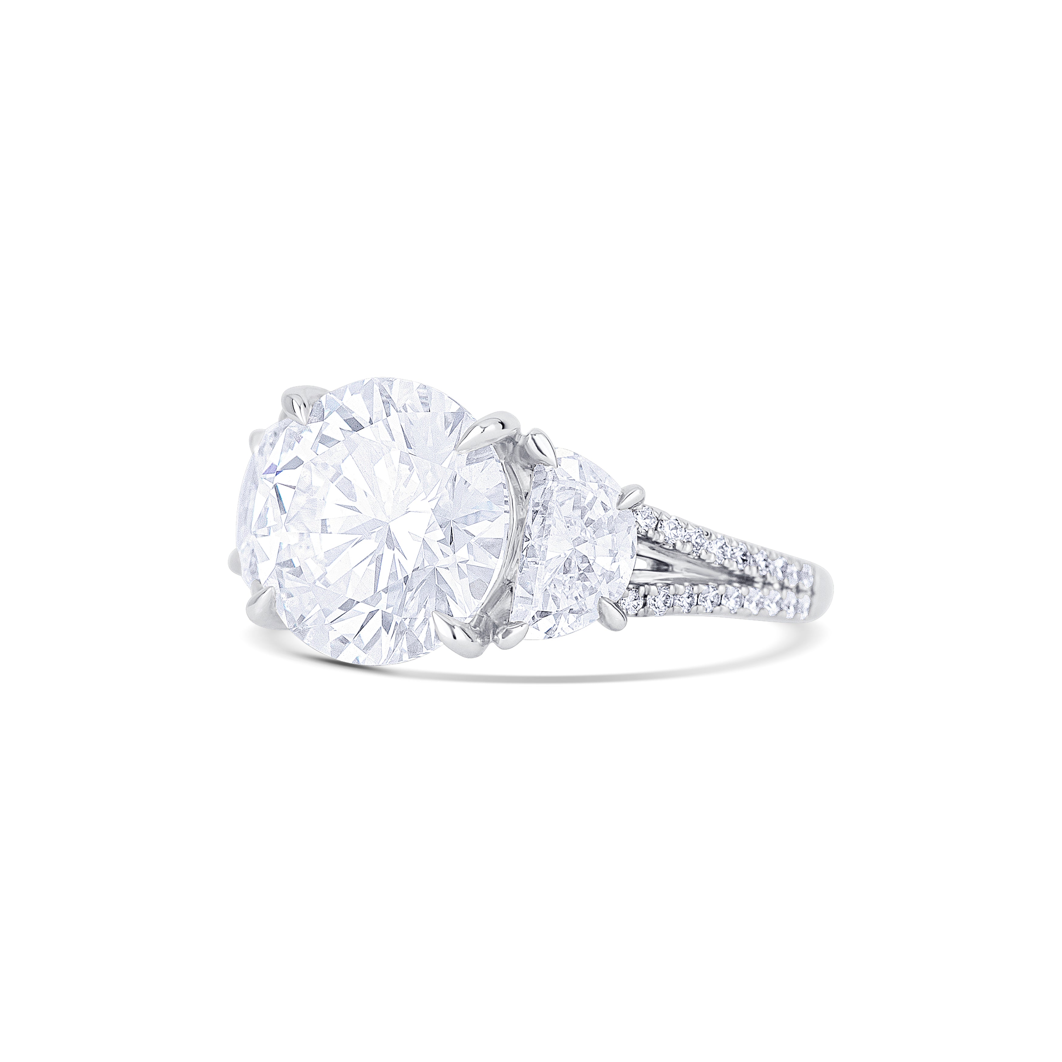 18K White Gold Round Lab-Grown Diamond Engagement Ring