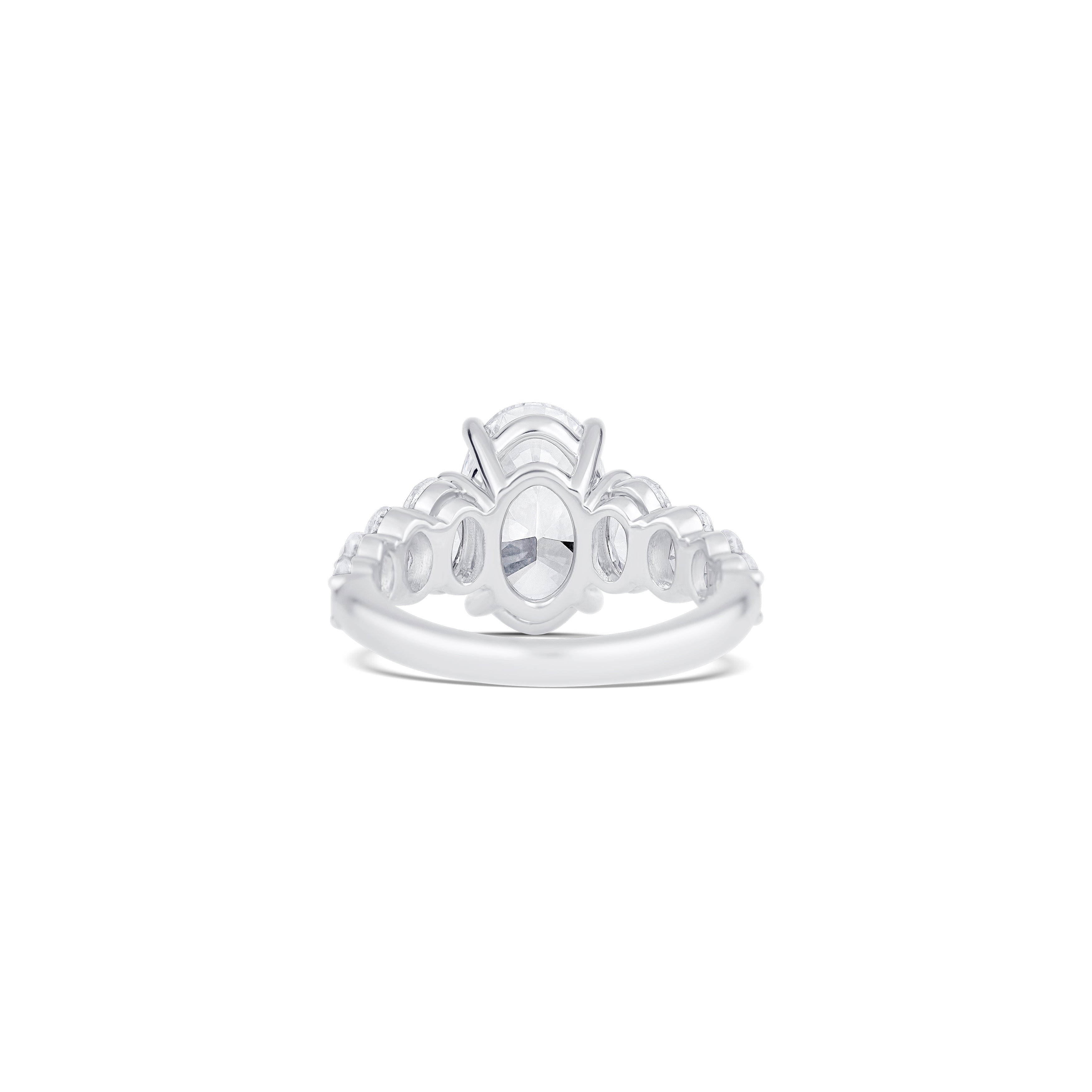 14K White Gold Graduated Oval Diamond Engagement Ring