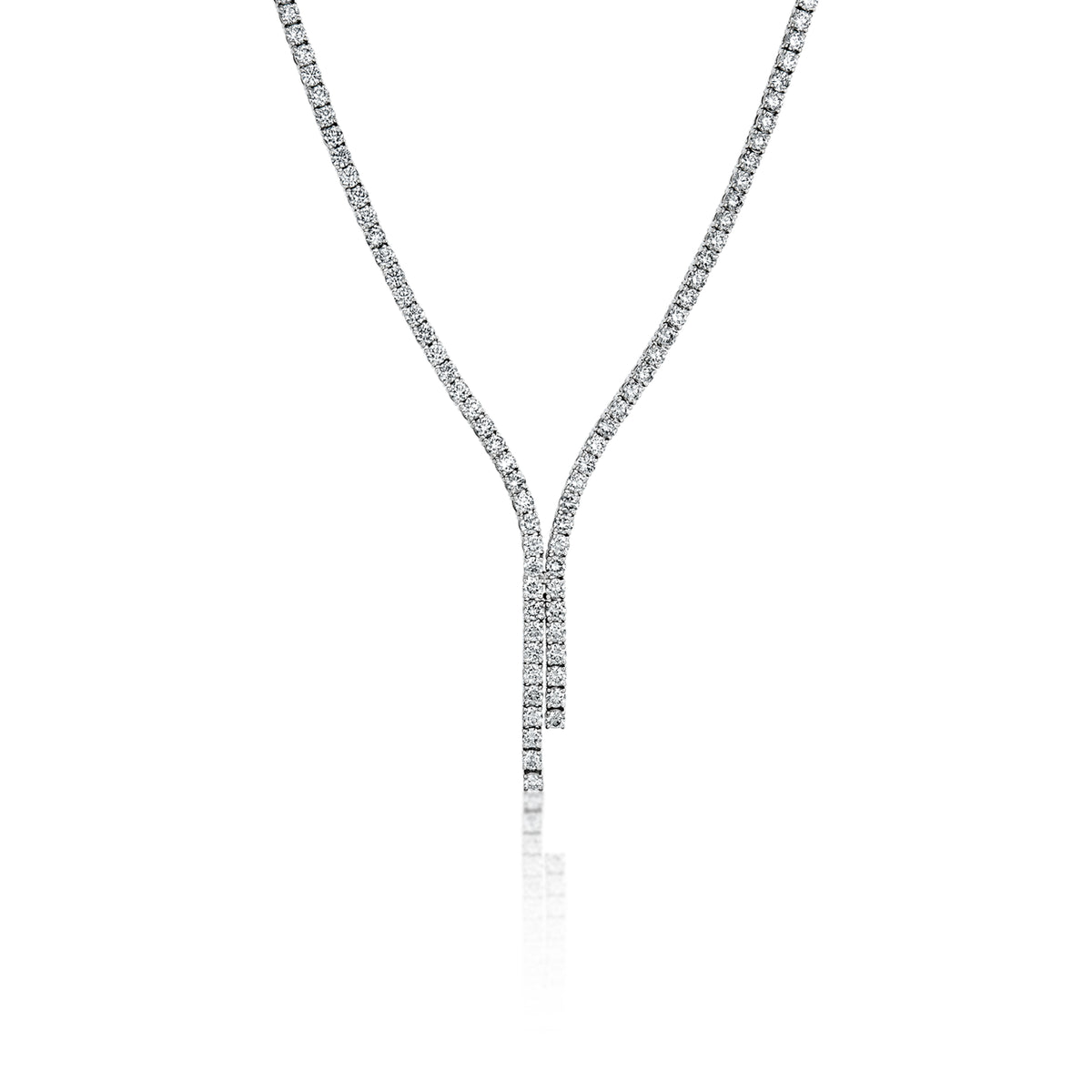 18k White Gold Round Diamond Lariat Necklace