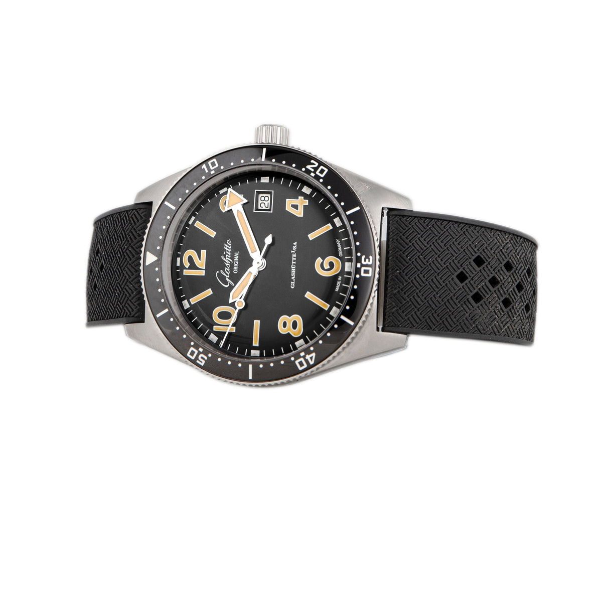 Glashutte Original SeaQ Stainless Steel Black Dial 39.5mm 1-39-11-06-80-33