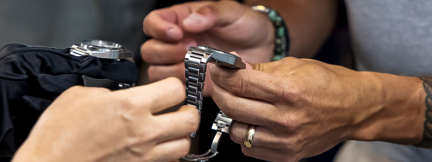 Sell_Your_Timepiece_3200x1200_Web_Asset