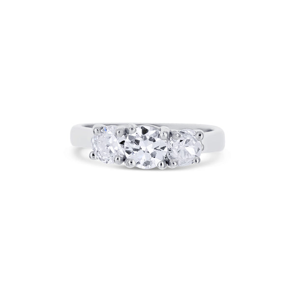 Platinum  Classic Three Stone Engagement Ring 1.25 Carat Total Weight Round Brilliant Cut Diamonds