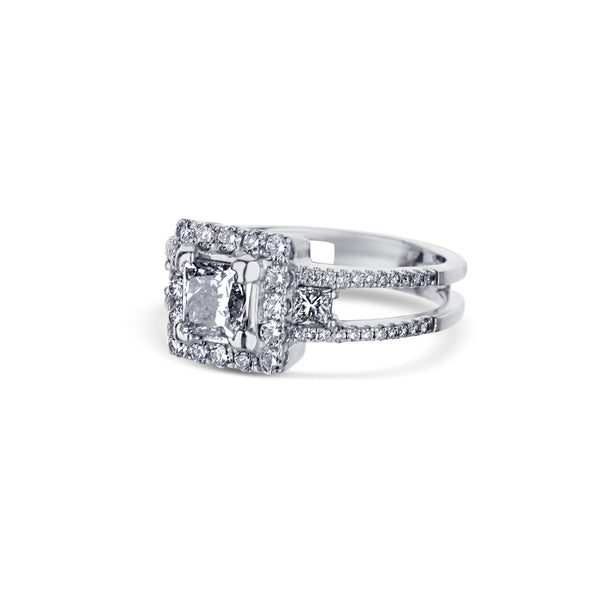 18K White Gold Princess Cut Halo Diamond Ring