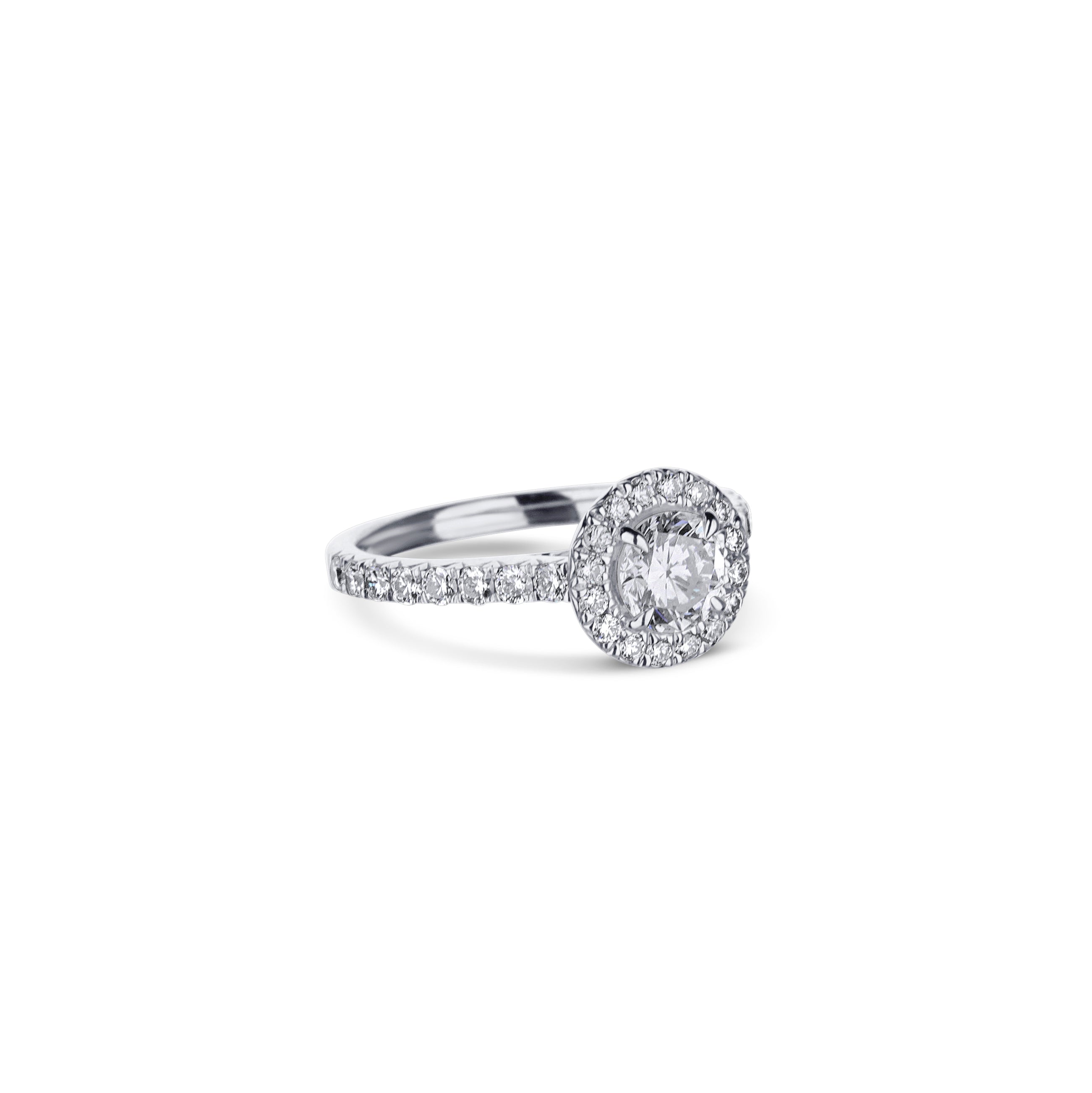 18K White Gold Ring With A 0.73 Carat Round Diamond And Halo Ring