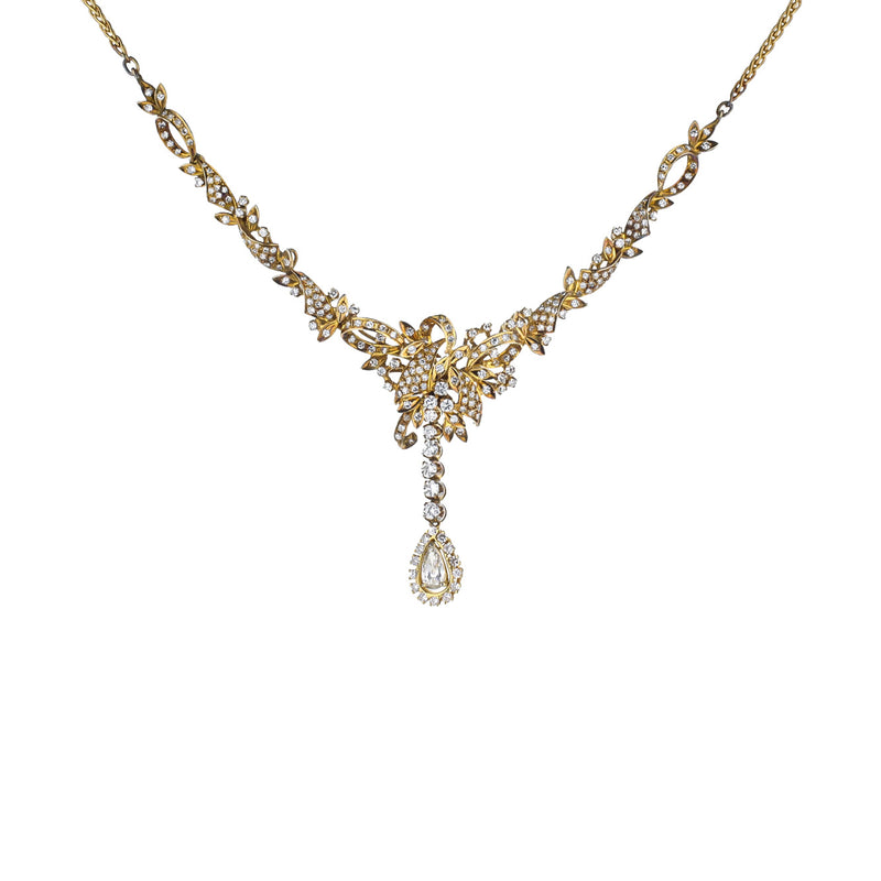 18K Yellow Gold Ornate Necklace With Diamonds Floral Bouquet