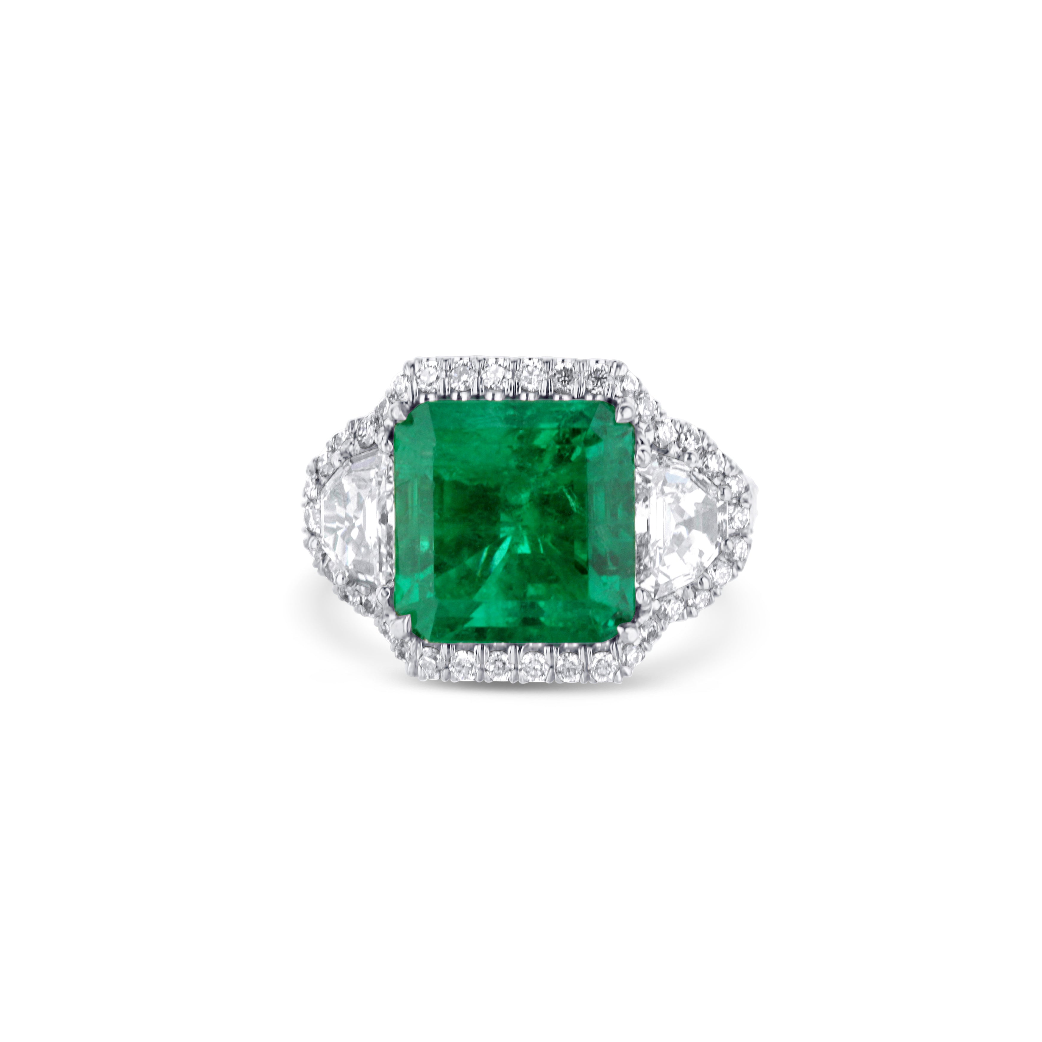 Platinum Emerald-Cut Emerald Engagement Ring With Hexagon-Cut Diamond