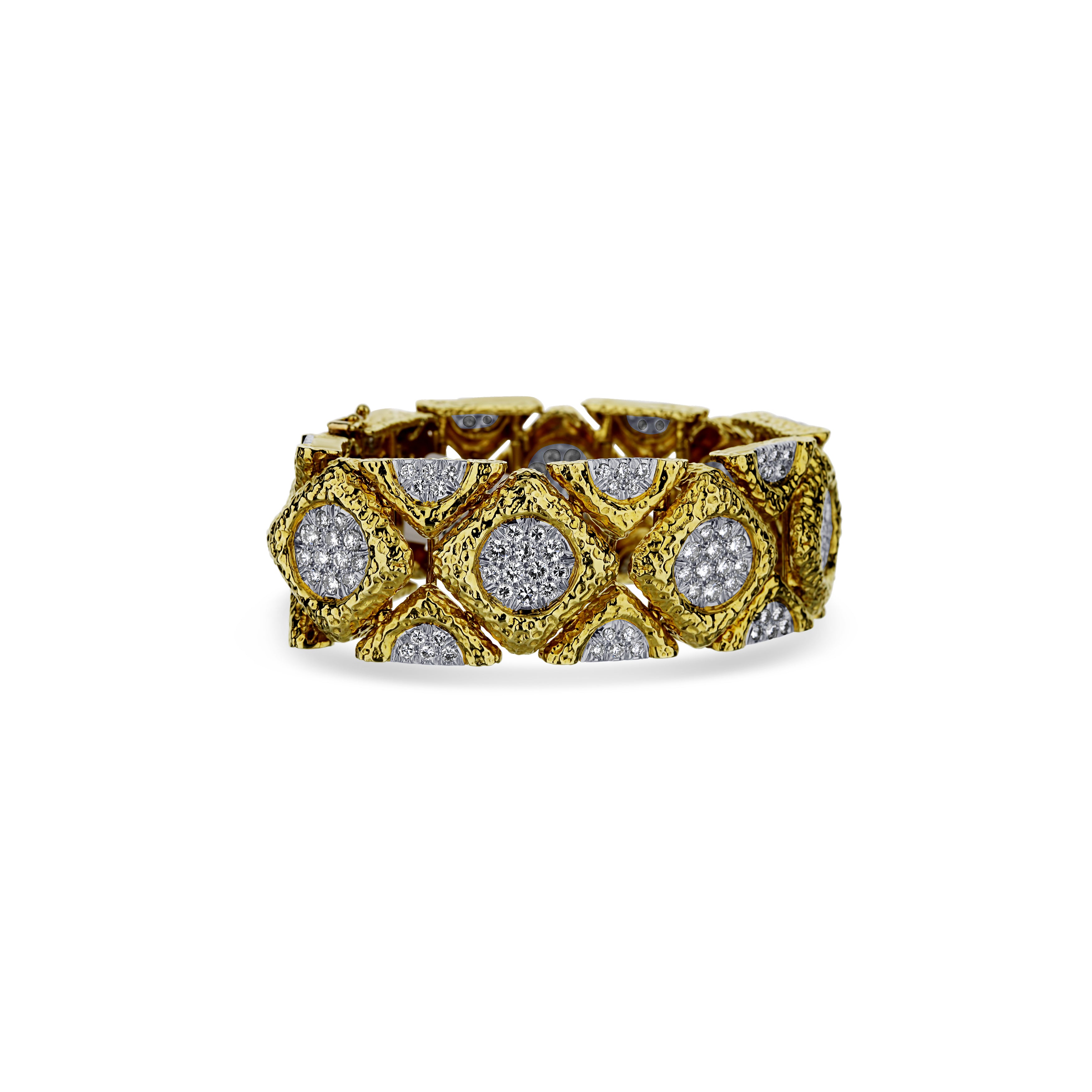 18K Yellow Gold Bracelet With 18K White Gold Pave Circles