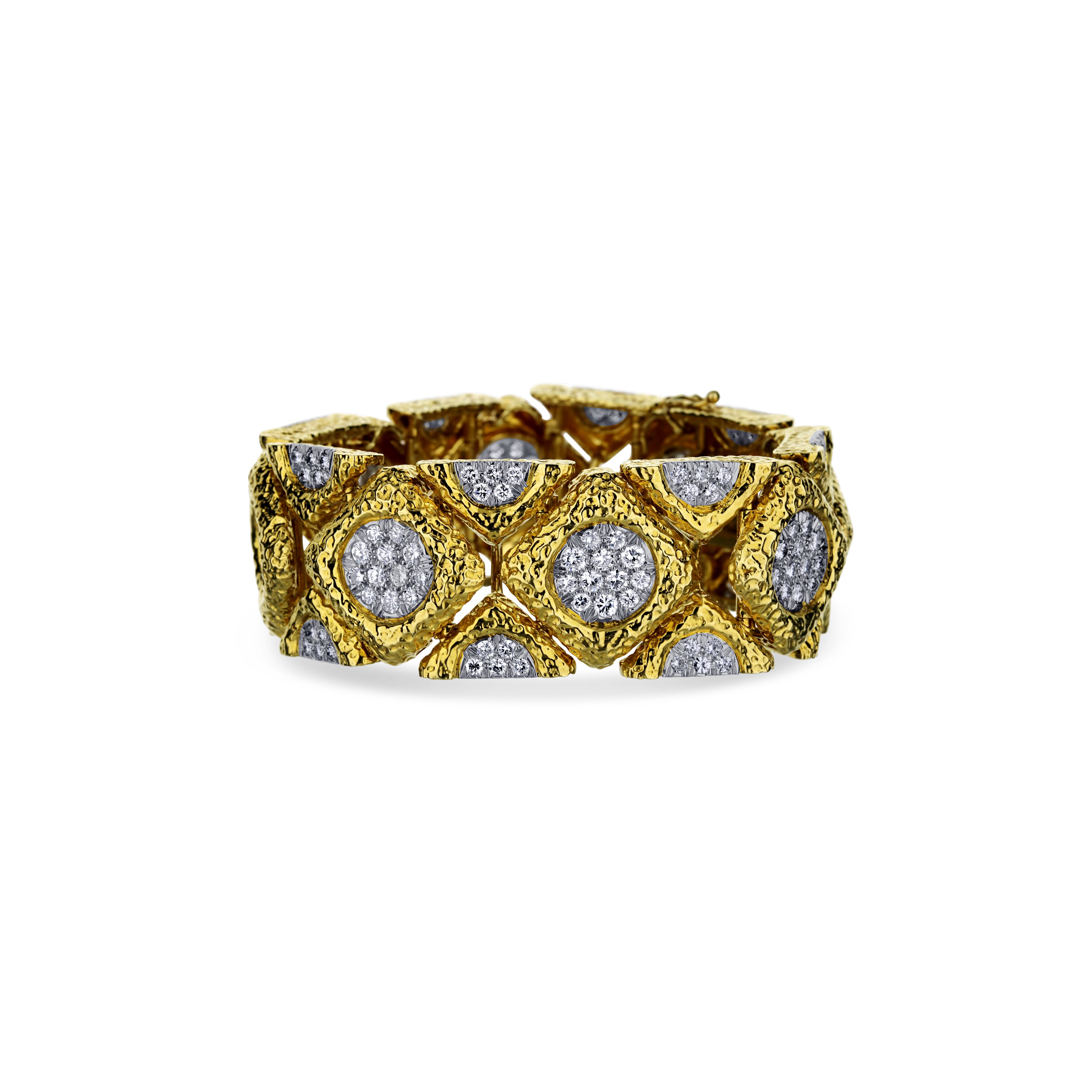 18K Yellow Gold Bracelet With 18K White Gold Pave Circles